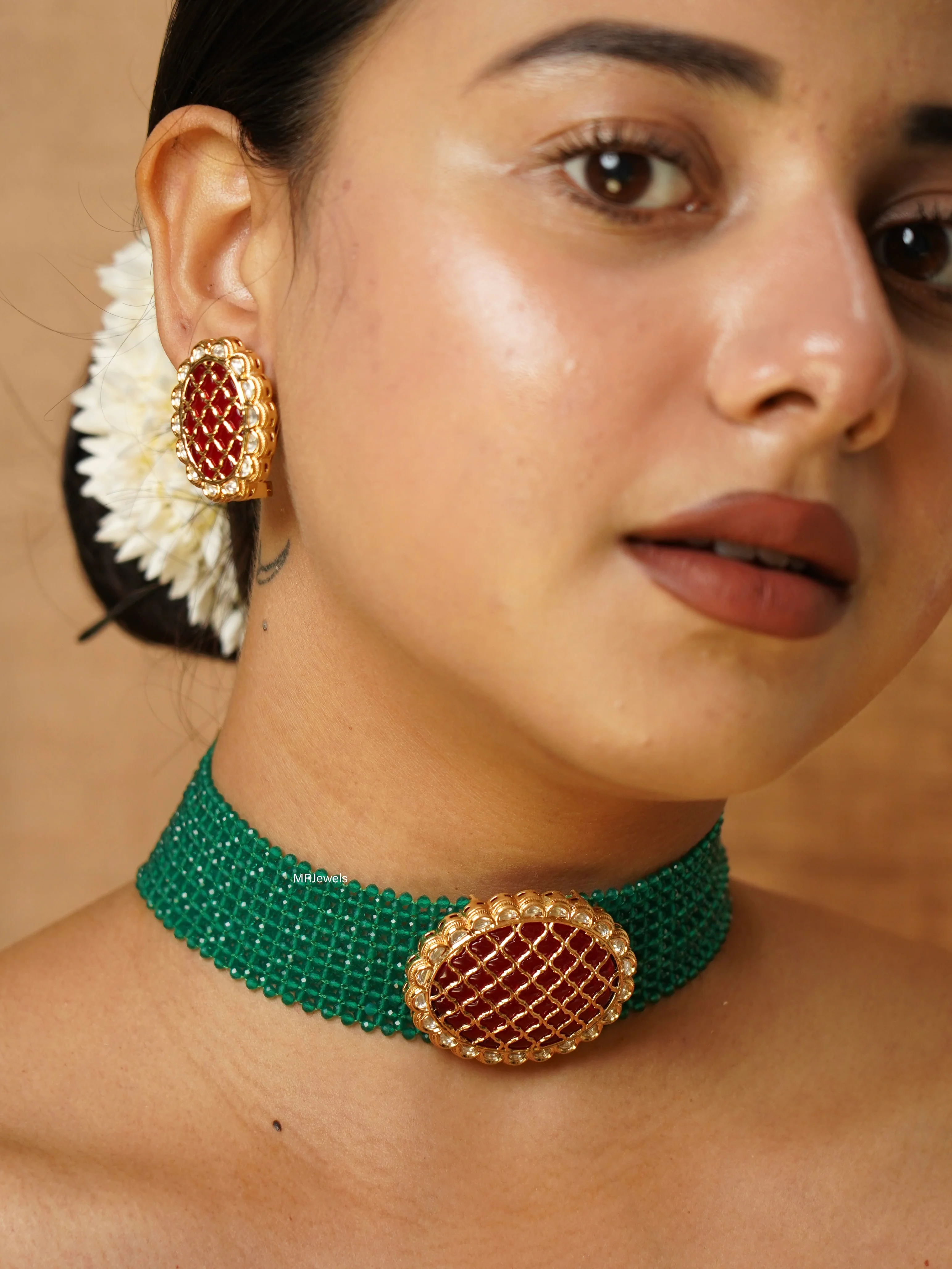 Aabroo Red Enamel Studs & Emerald Bead Choker Set