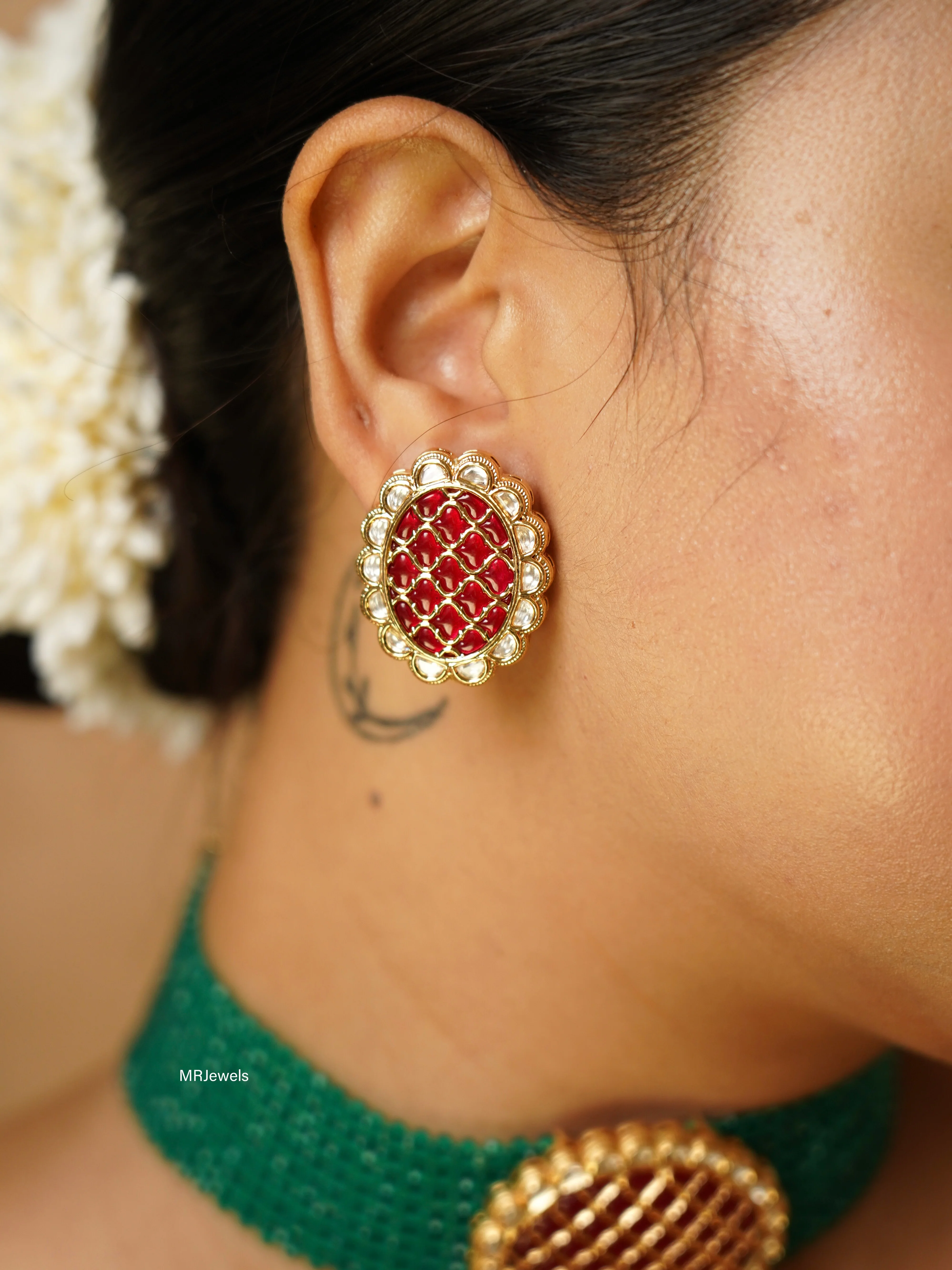 Aabroo Red Enamel Studs & Emerald Bead Choker Set - Image 2