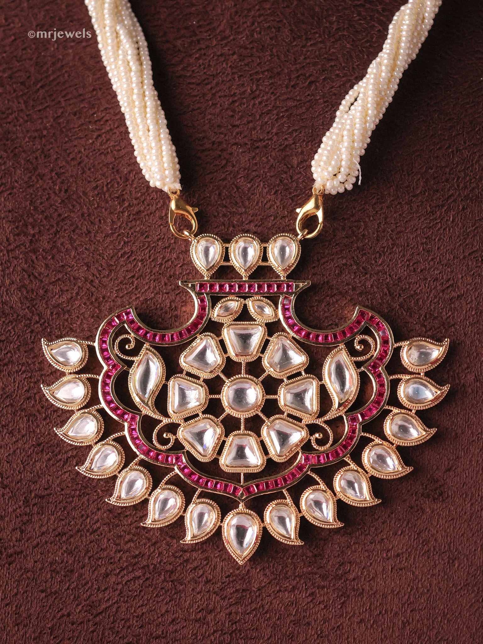 Aarah-e-Noor Chand Polki Necklace with Earrings - Image 2