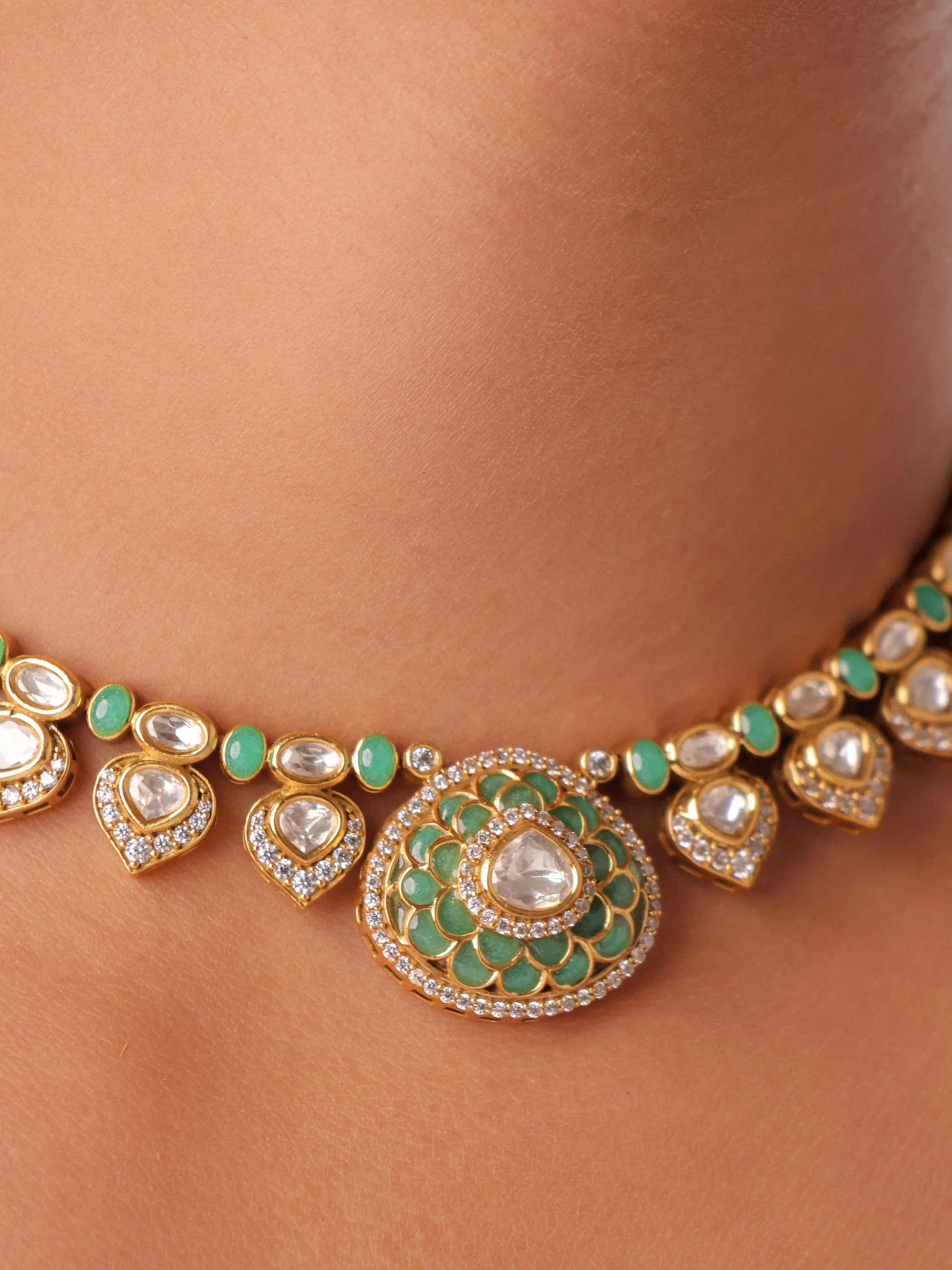 Aaranya Classic Kundan Choker Set - Image 10