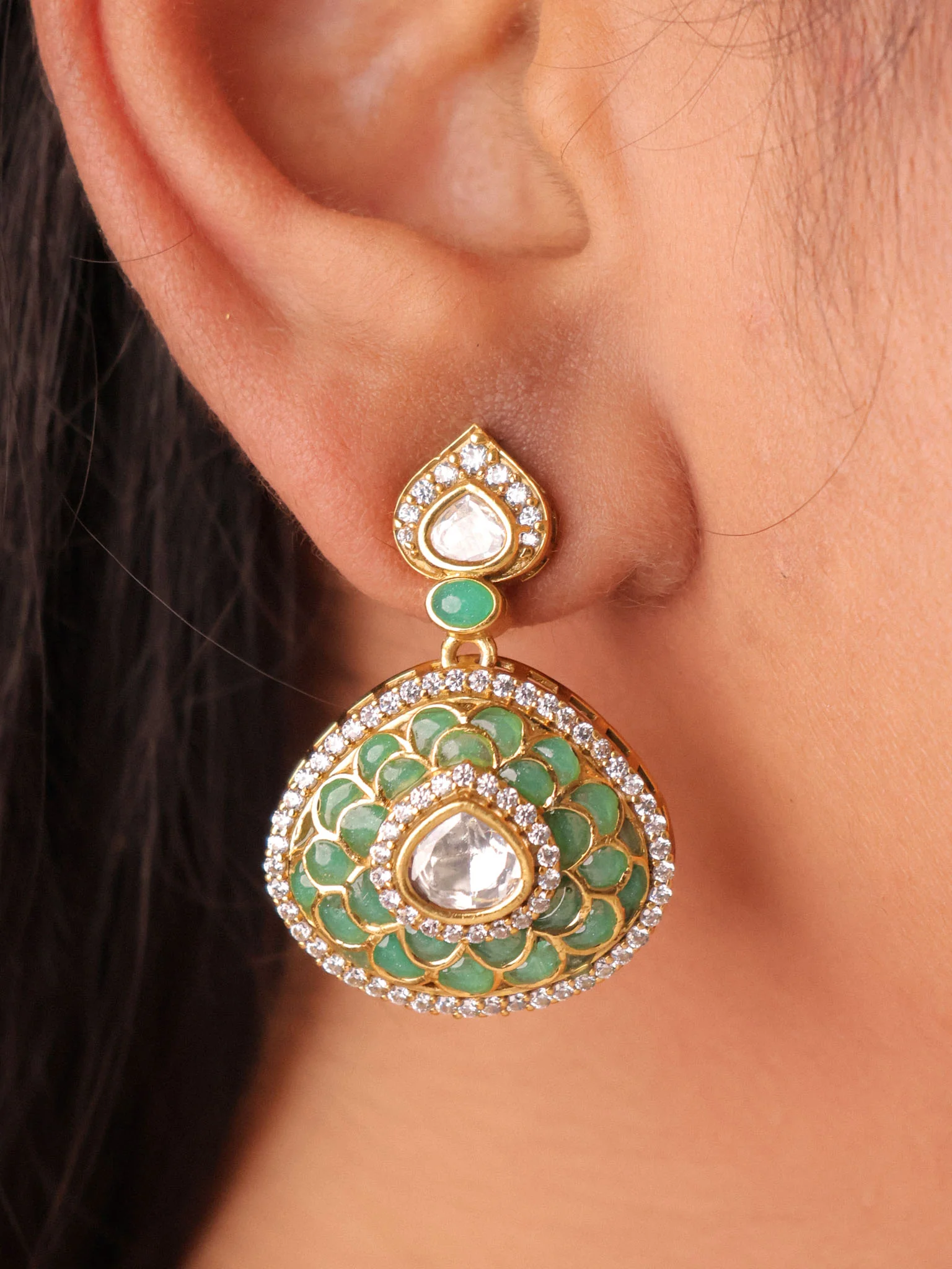 Aaranya Classic Kundan Choker Set - Image 11
