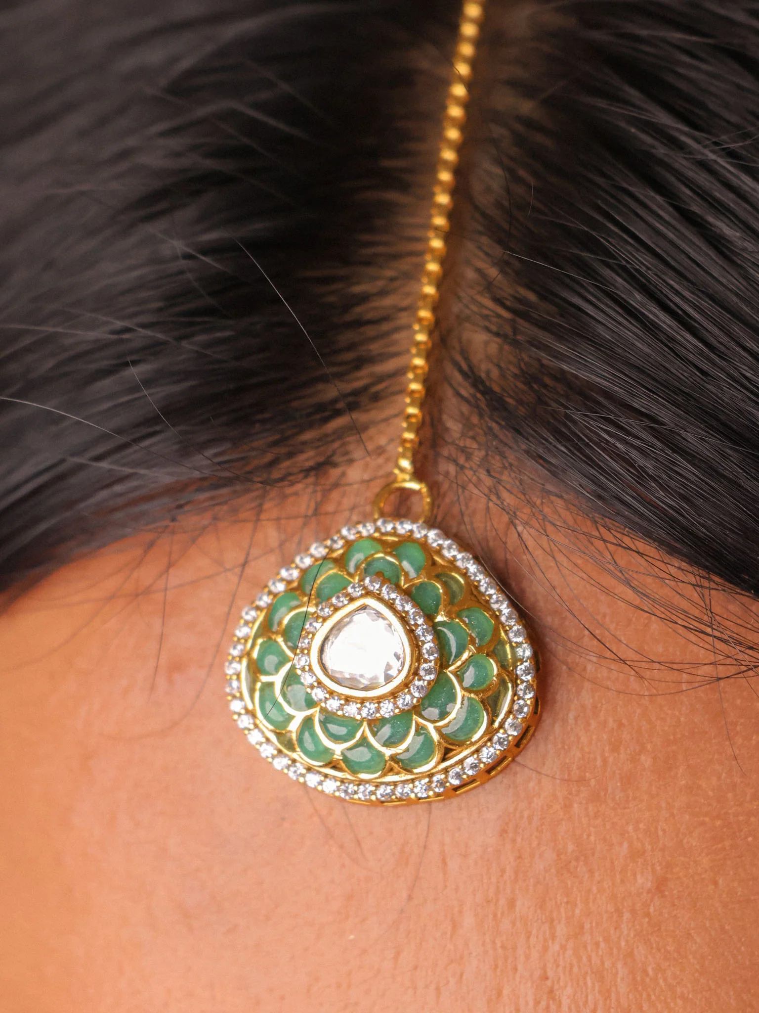 Aaranya Classic Kundan Choker Set - Image 12