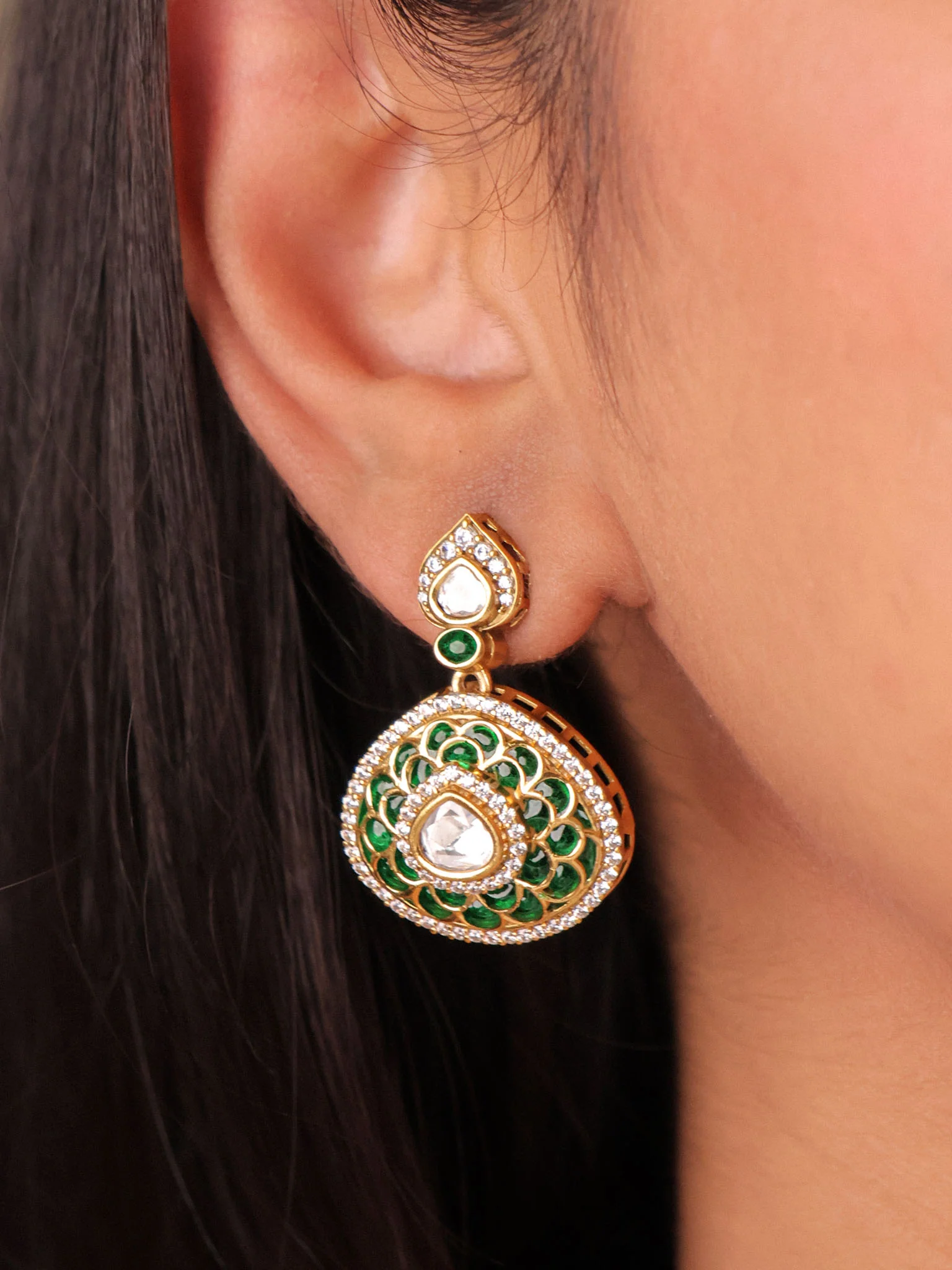 Aaranya Classic Kundan Choker Set - Image 7