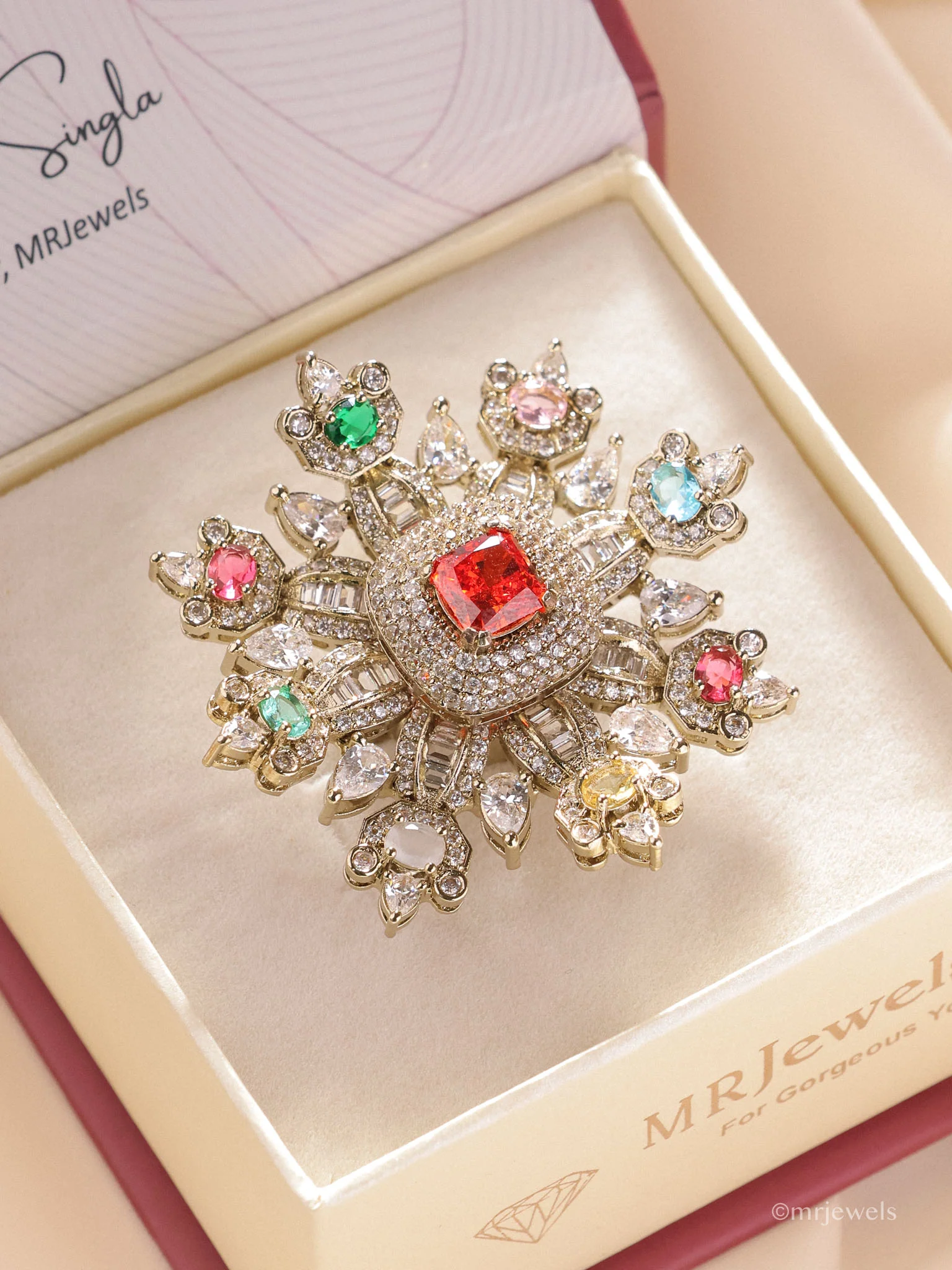 Aarini Royal Oversized Cocktail Ring