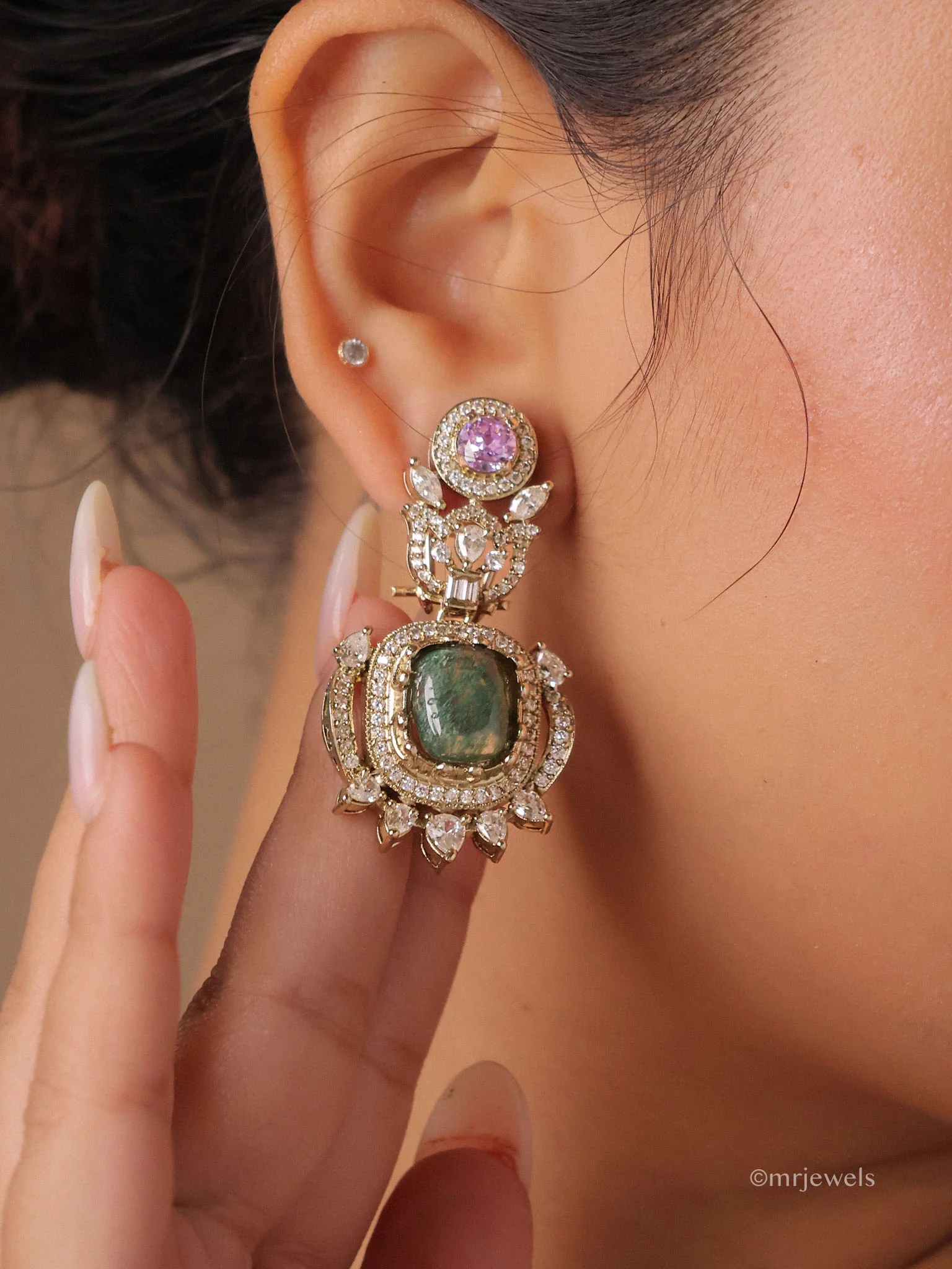 Aarinya Sabya Pendant Set - Image 3