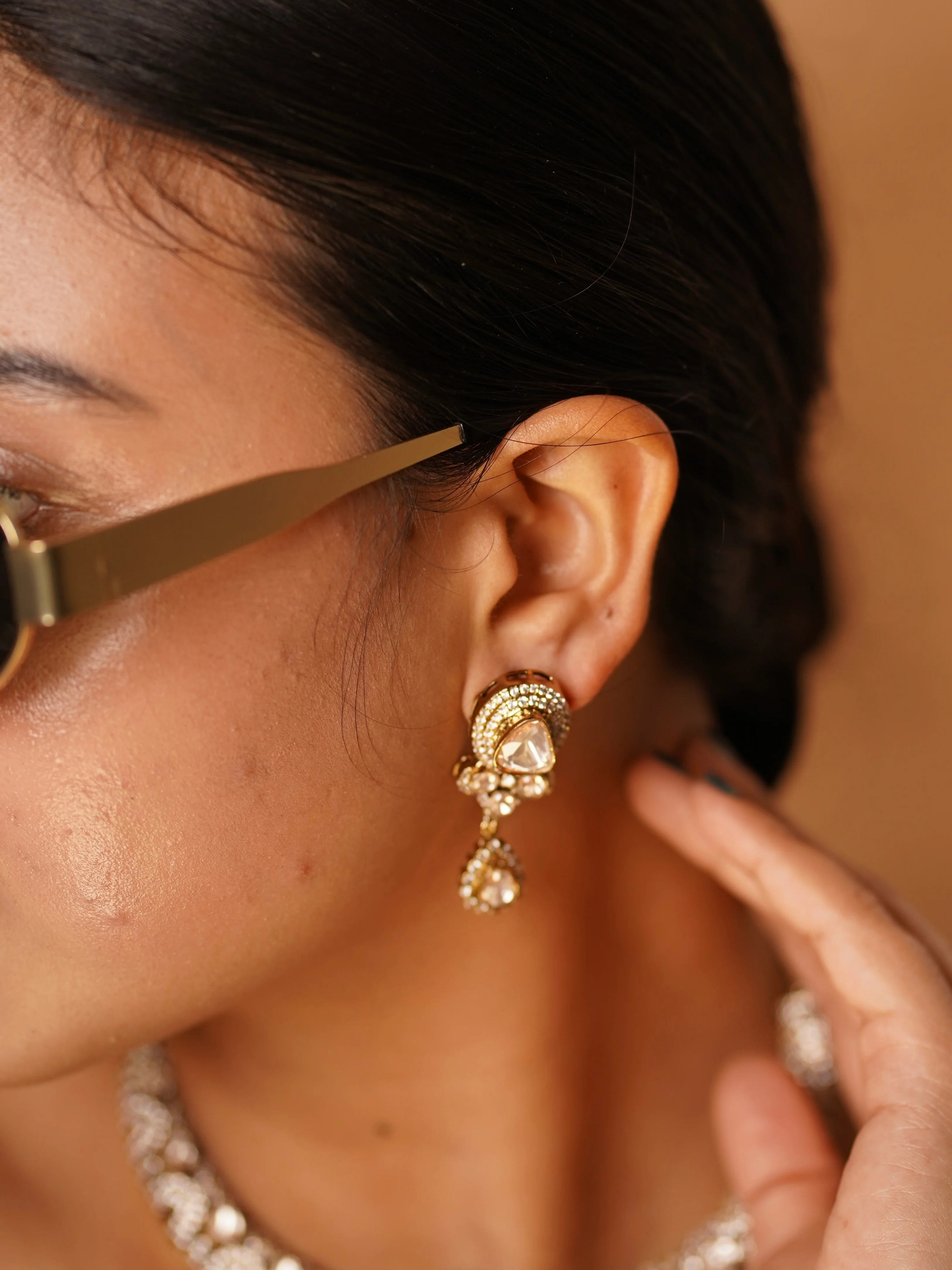 Aarvika Polki Hasli Necklace Set - Image 3
