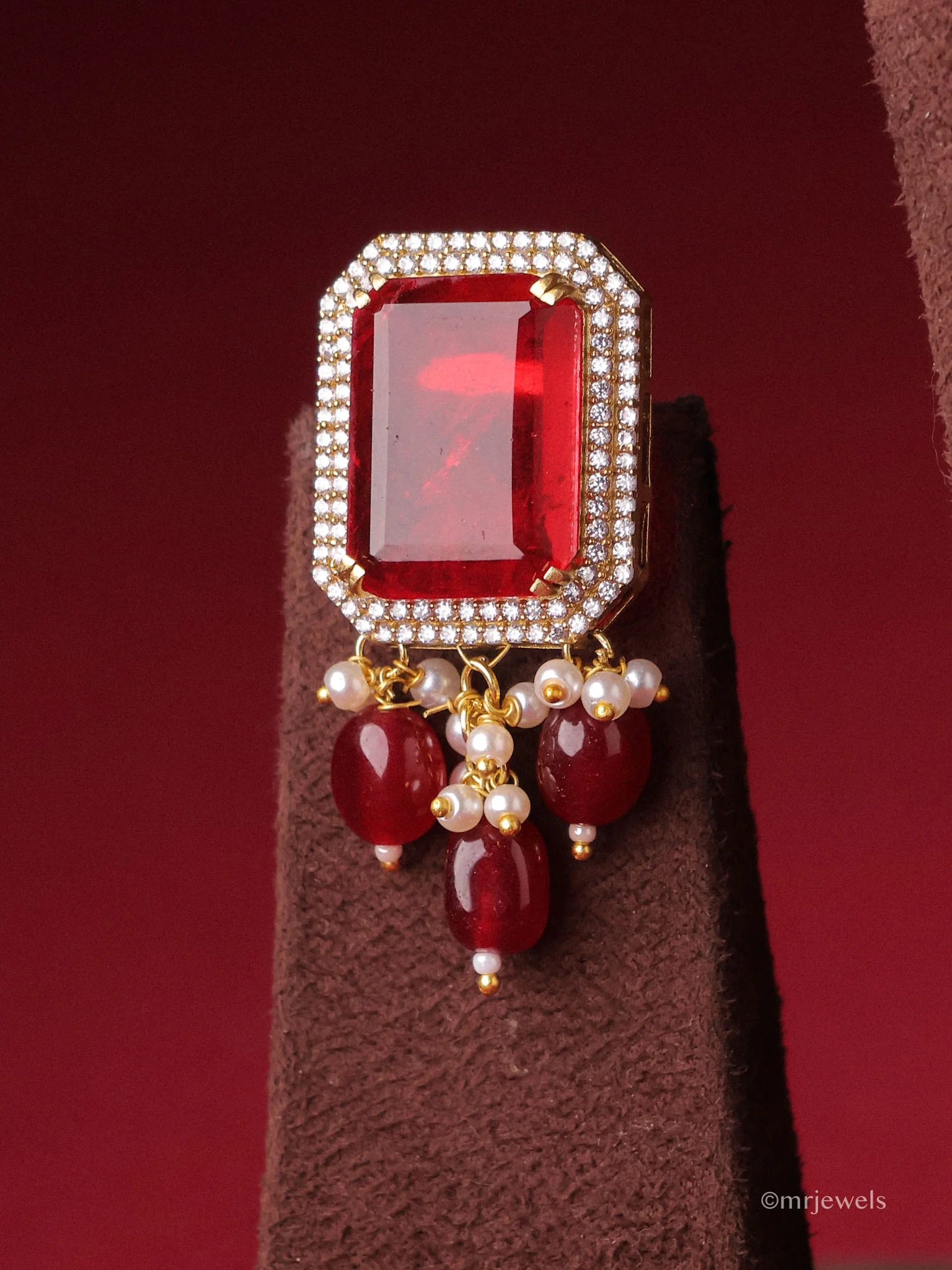 Amayra Kundan Pearl Drop Necklace Set - Image 3