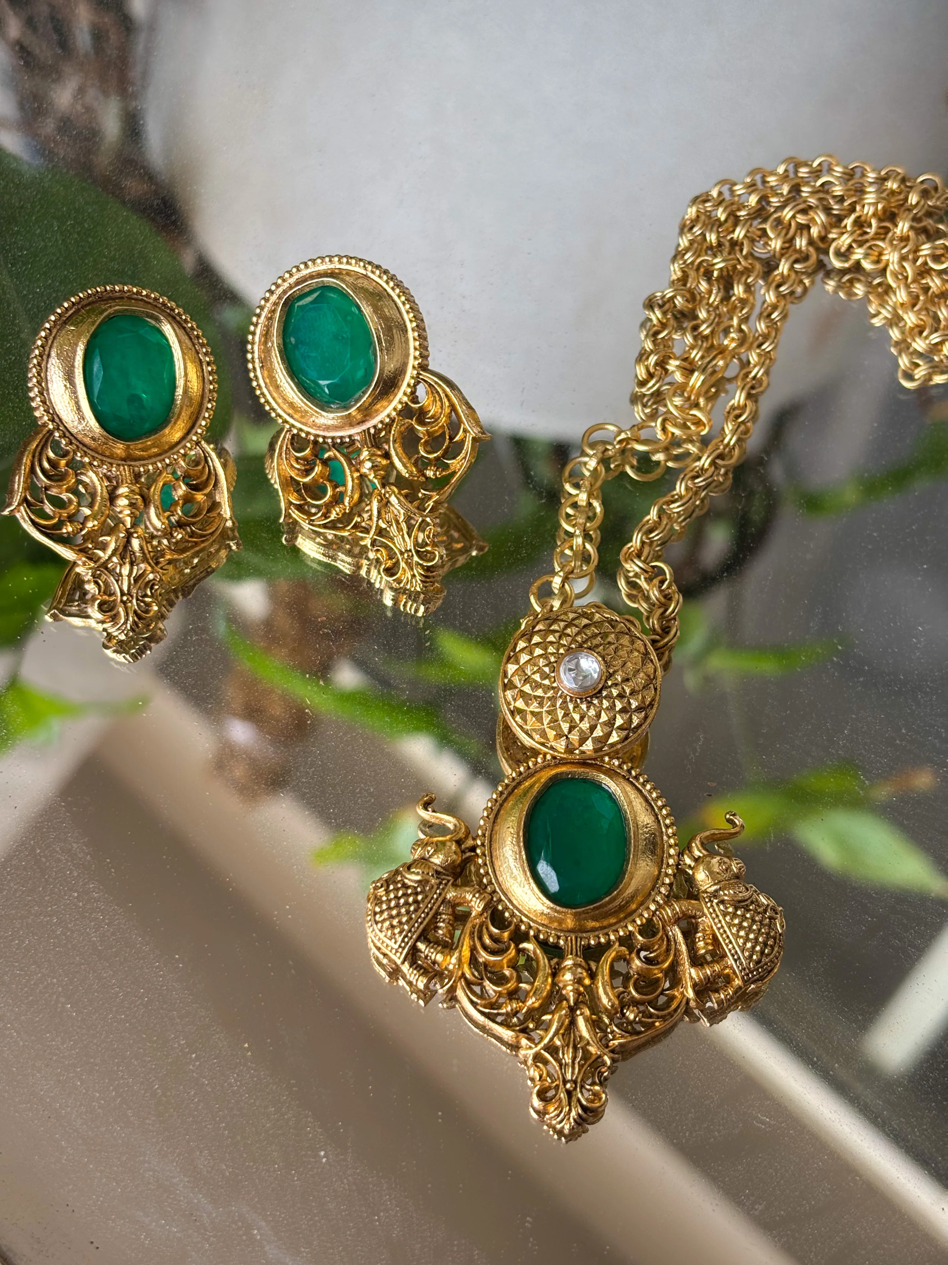 Amrapali Inspired - Elegant Statement Necklace & Earring - Image 6