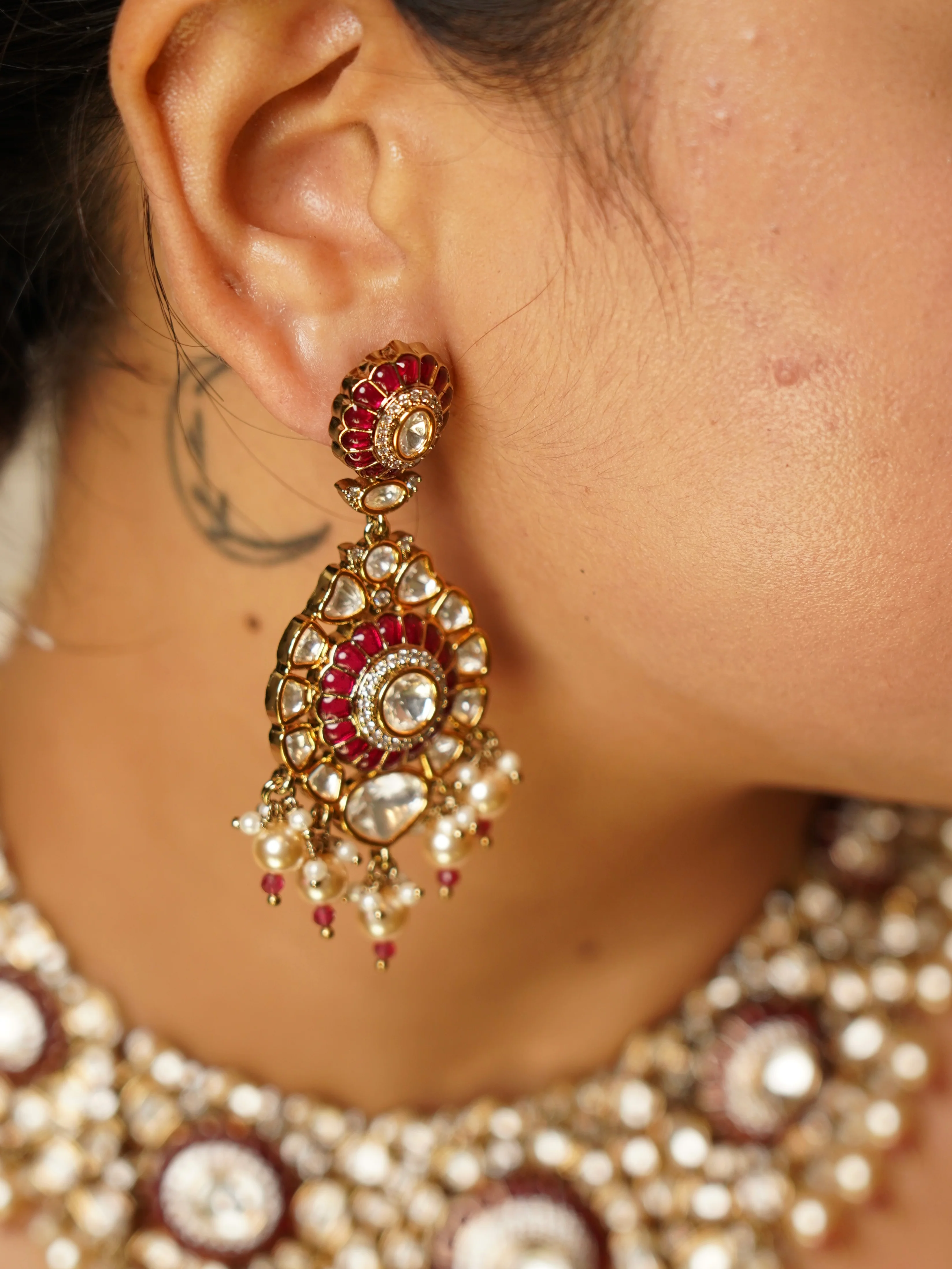 Anamika Ruby Kundan Polki Set with matching Maangtikka - Image 3
