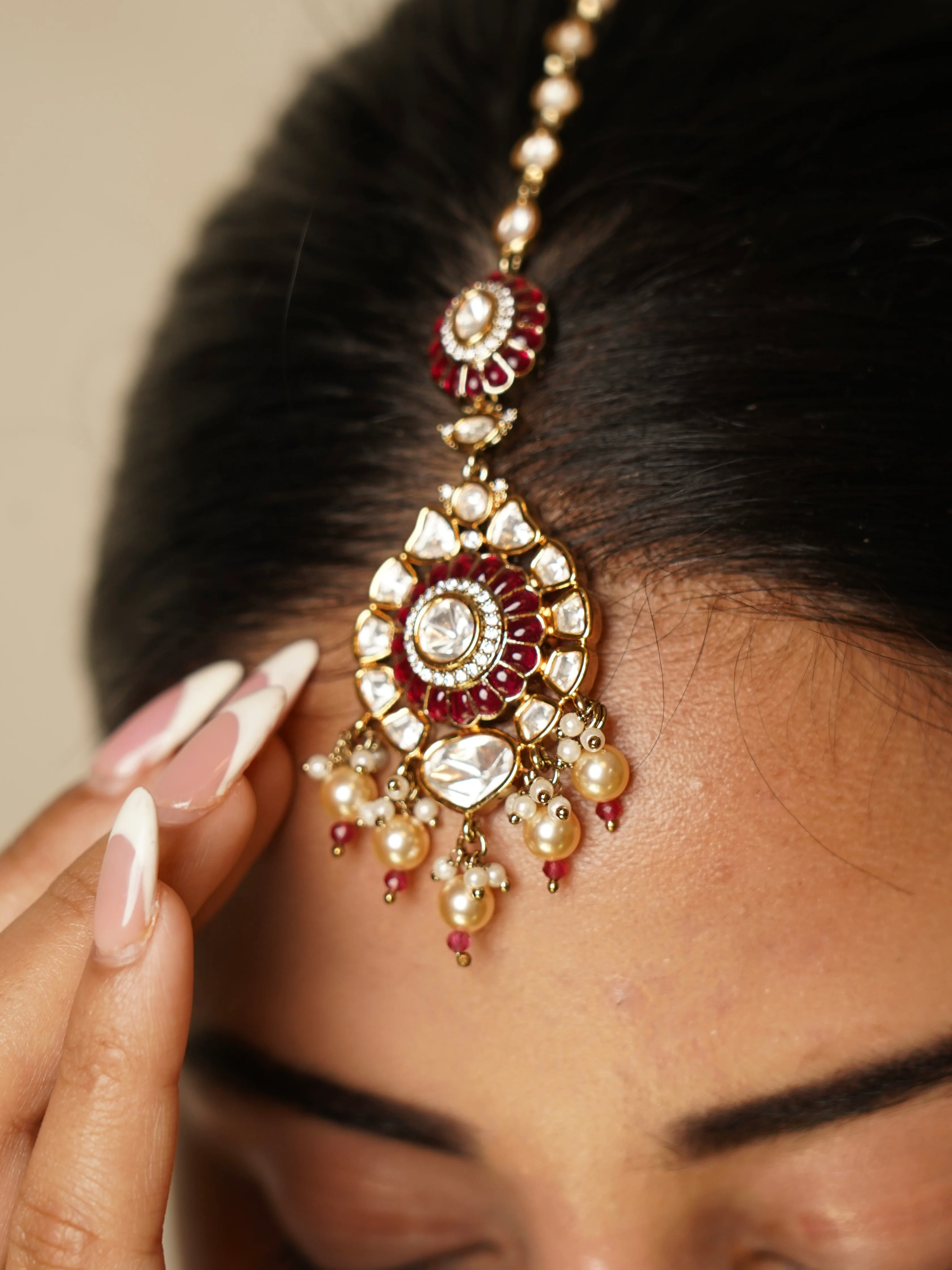 Anamika Ruby Kundan Polki Set with matching Maangtikka - Image 5