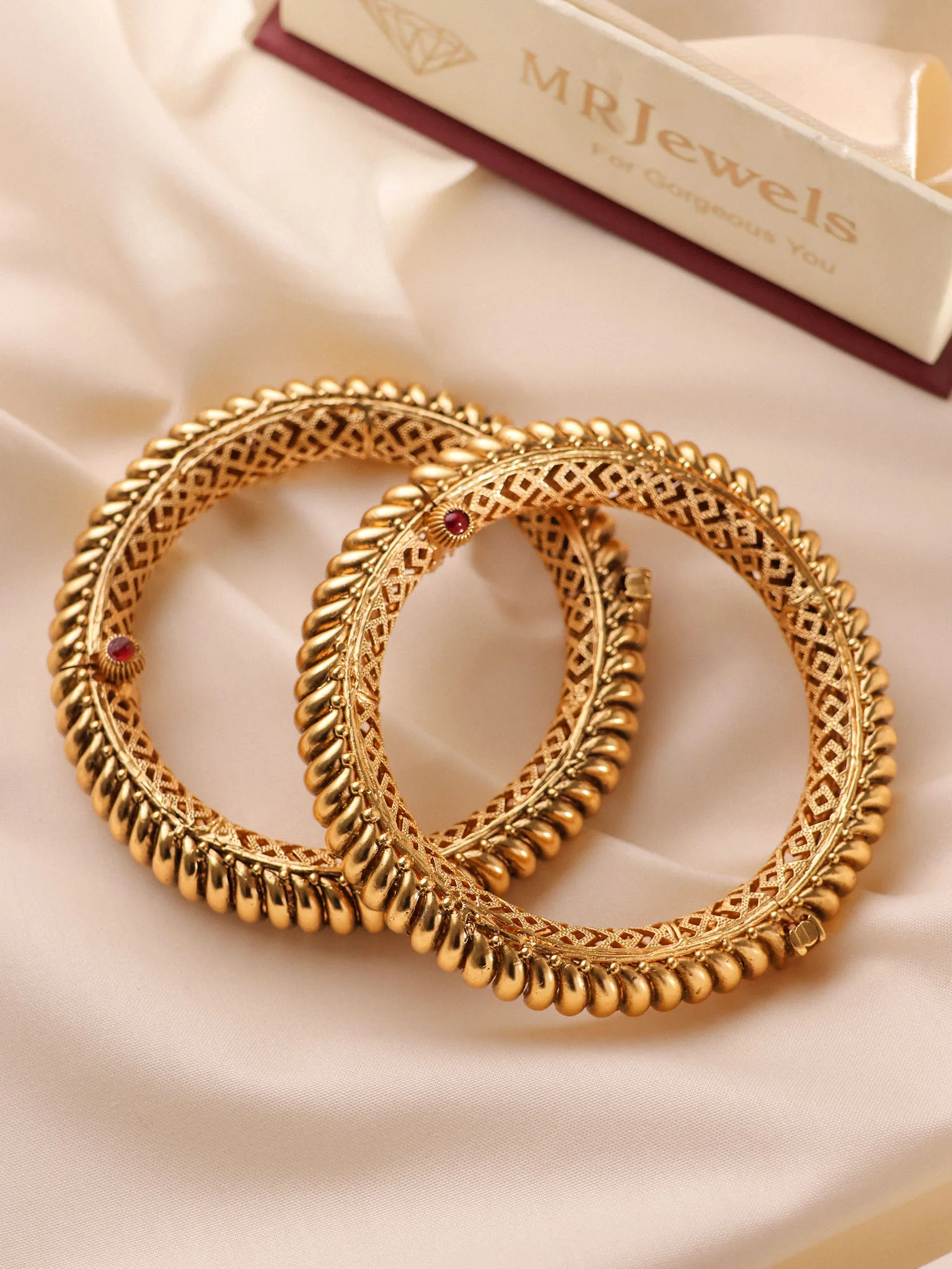 Antique Gold Pacheli Kada - Image 3