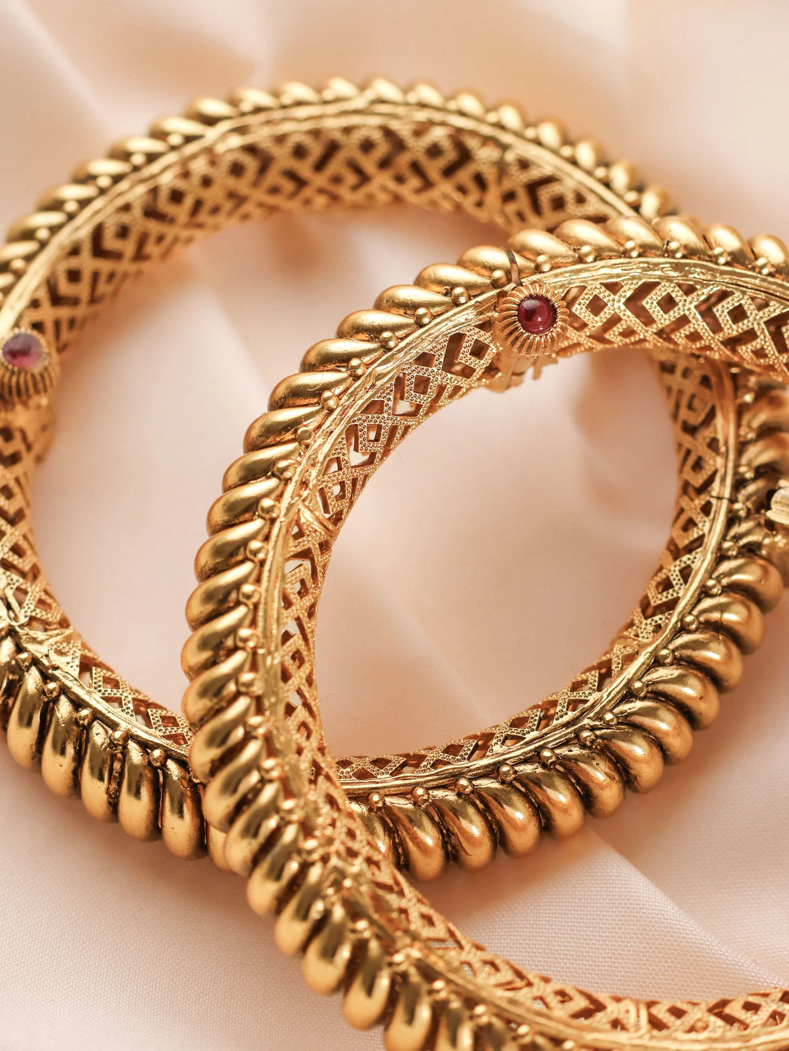 Antique Gold Pacheli Kada - Image 4