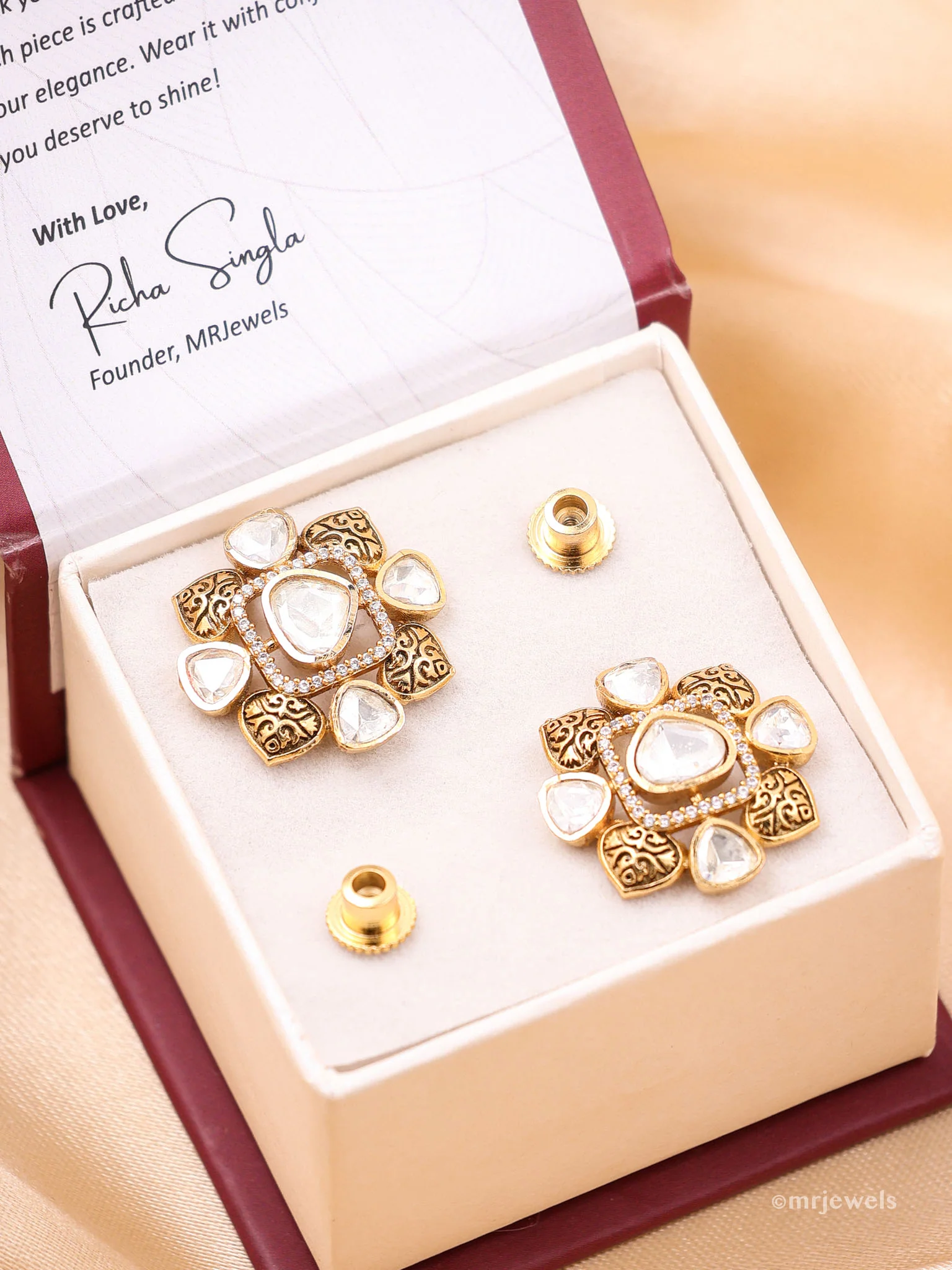 Antique Heritage studs Screwback
