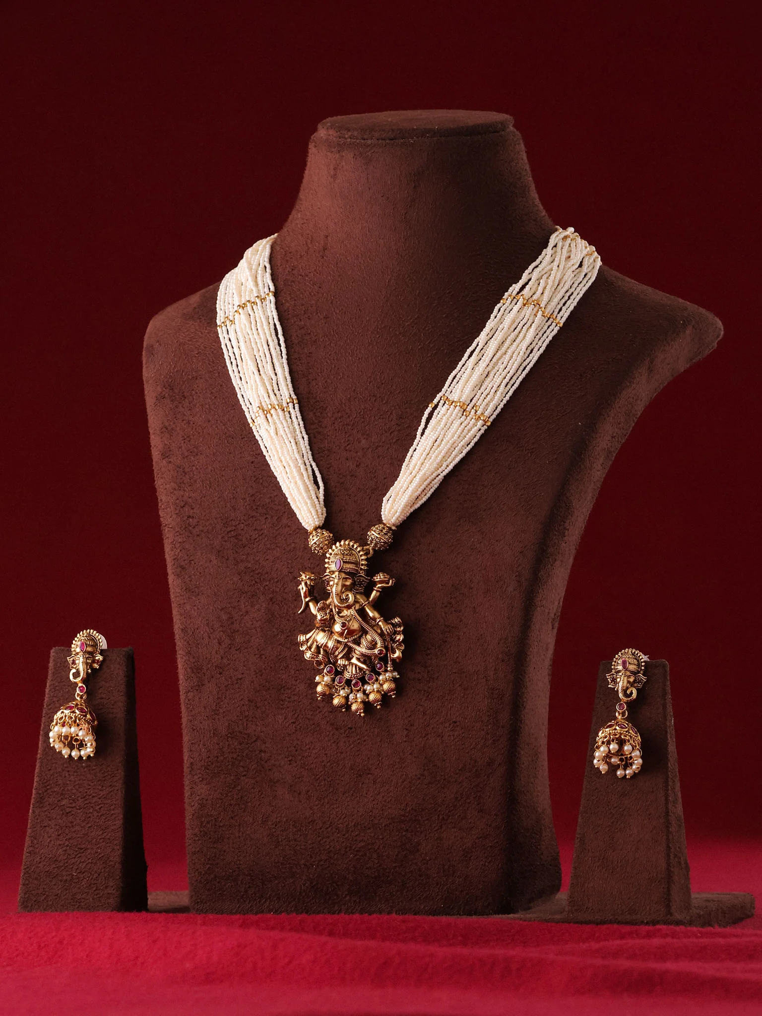 Antique Temple Ganesh Pearl Pendant Set