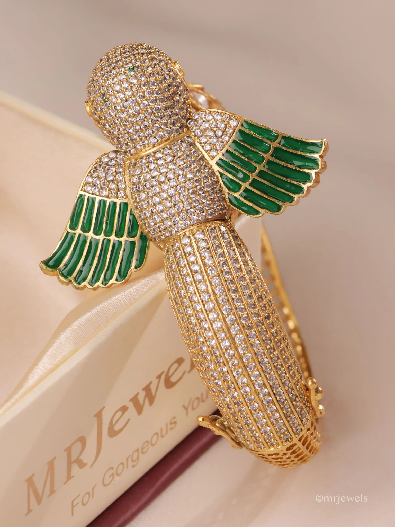 Arinya Statement Bird Kundan Bangle - Image 4