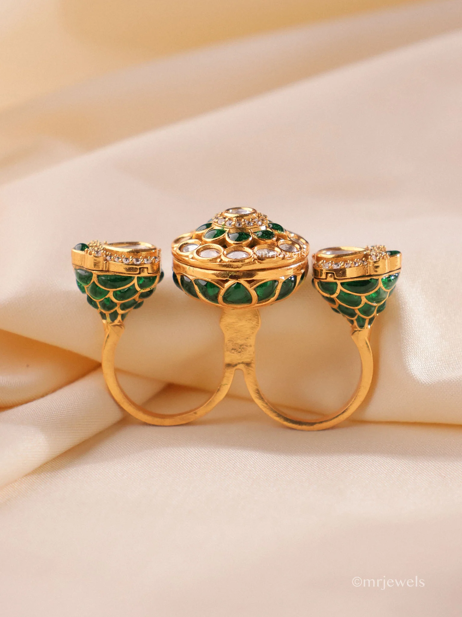 Arinya Statement Kundan Cocktail Ring