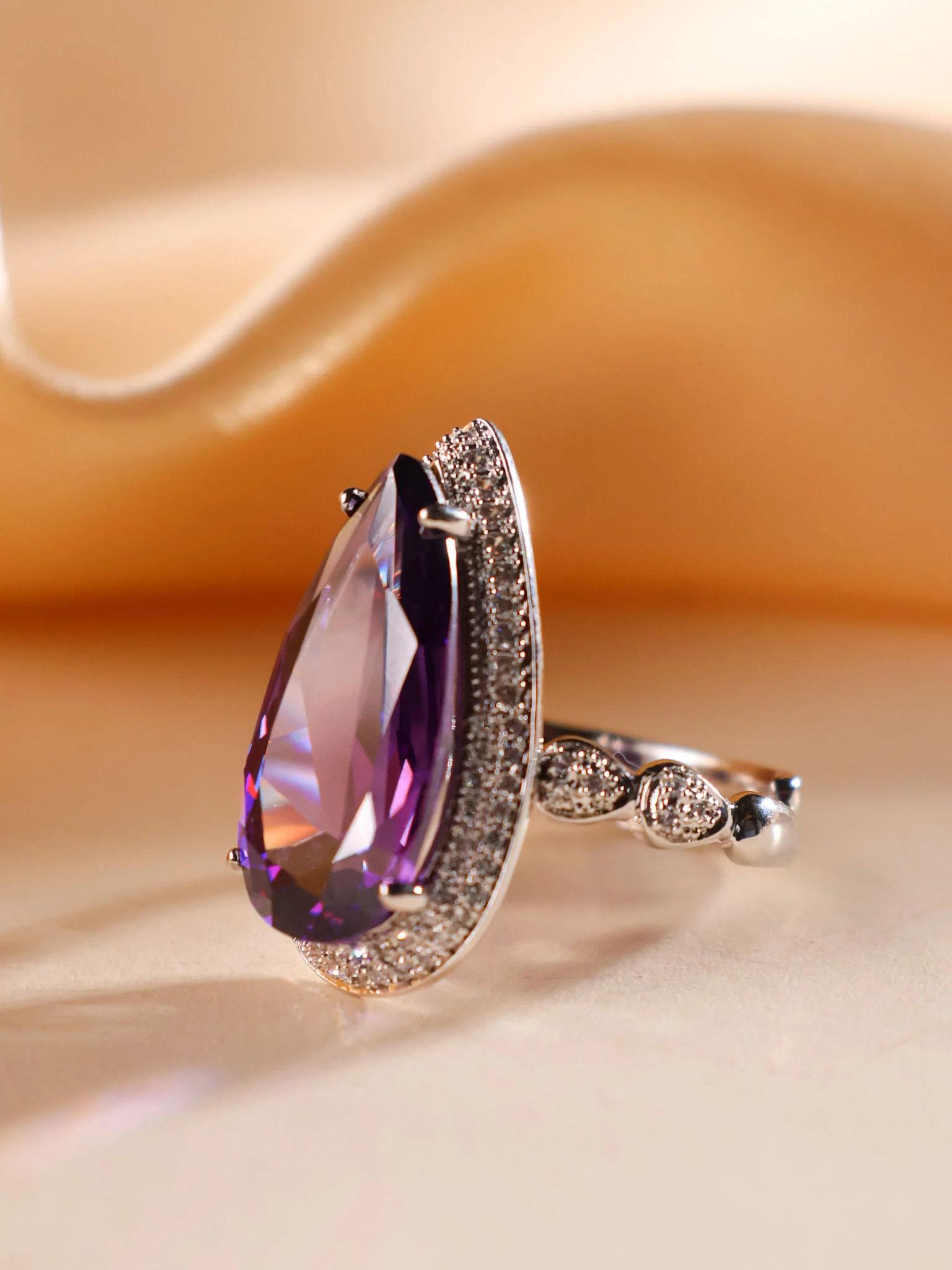 Aurora Statement Diamond Ring