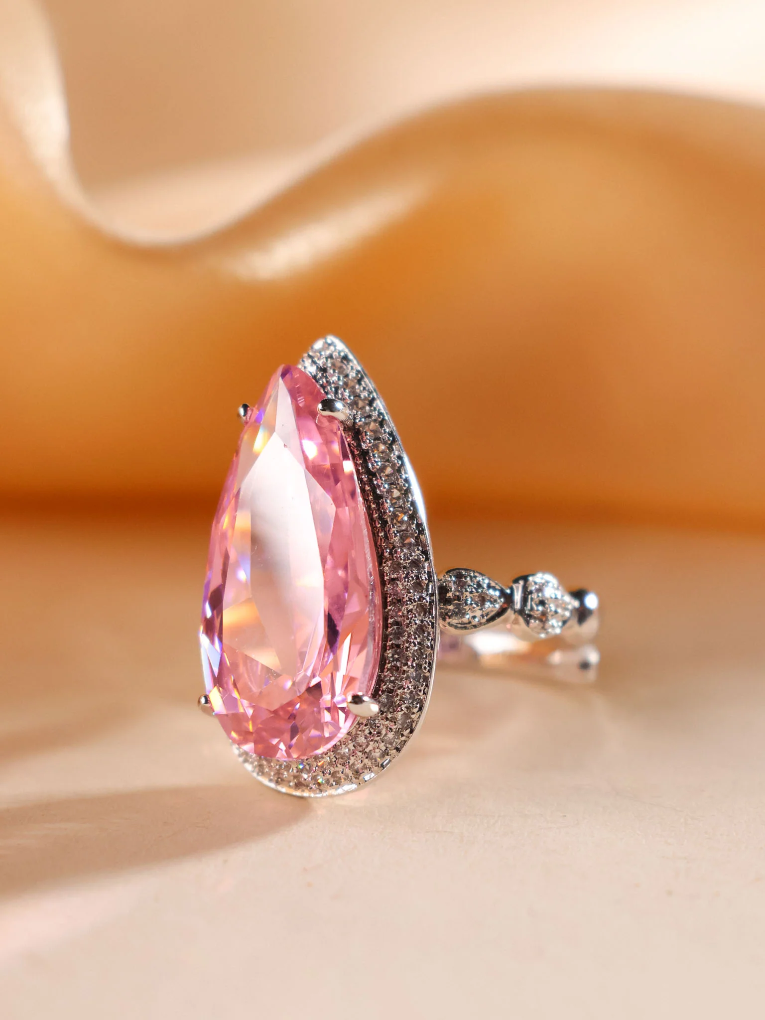 Aurora Statement Diamond Ring - Image 6