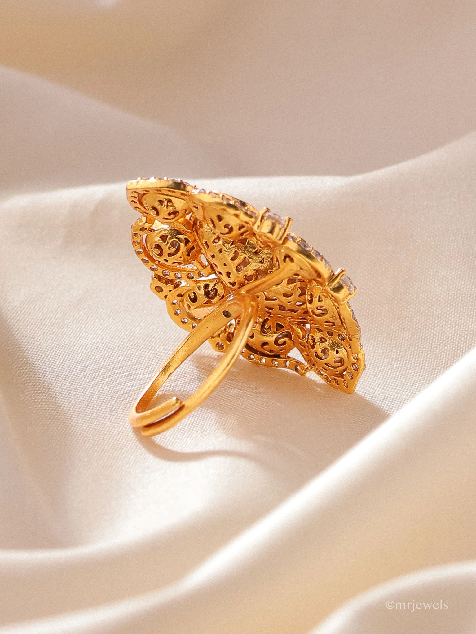 Aveline Moissanite Statement Ring - Image 3