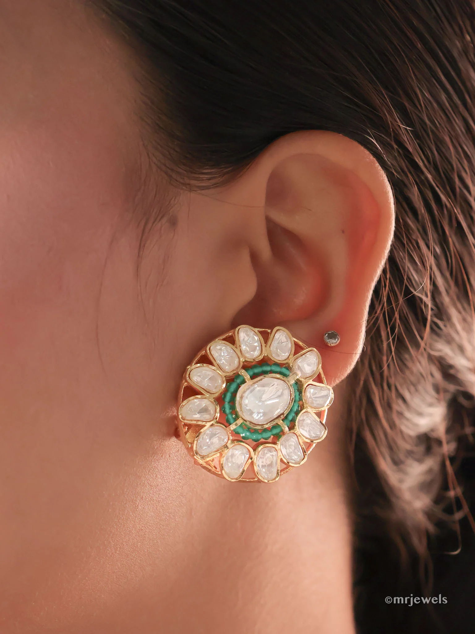 Baiza Emerald Polki Choker Set (with Studs) - Image 3