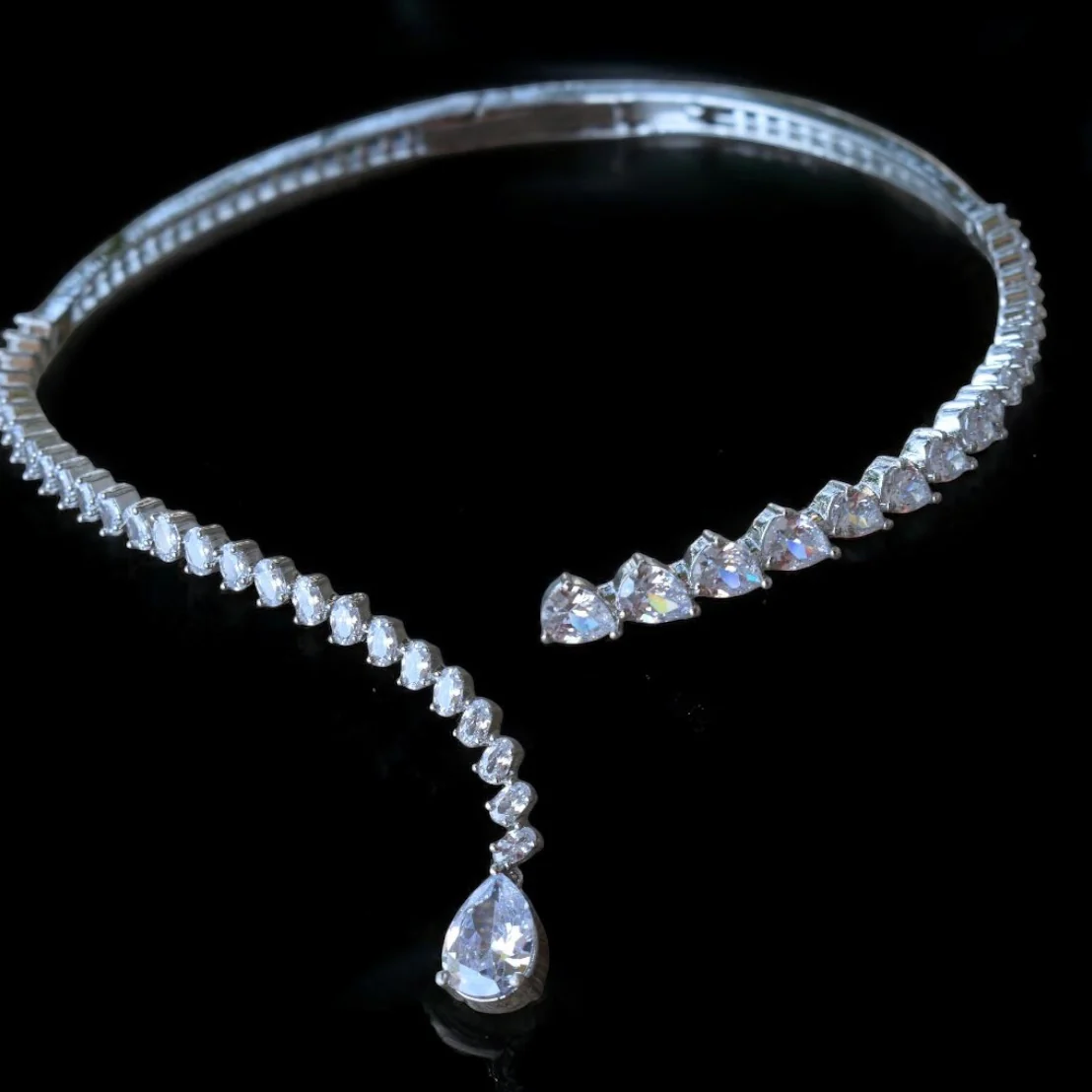Celeste Teardrop Diamond Necklace Set - Image 3