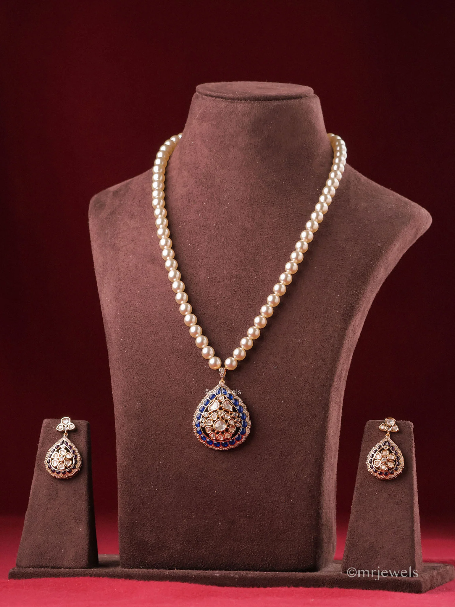 Charvi Polki Pendant Set - Image 9