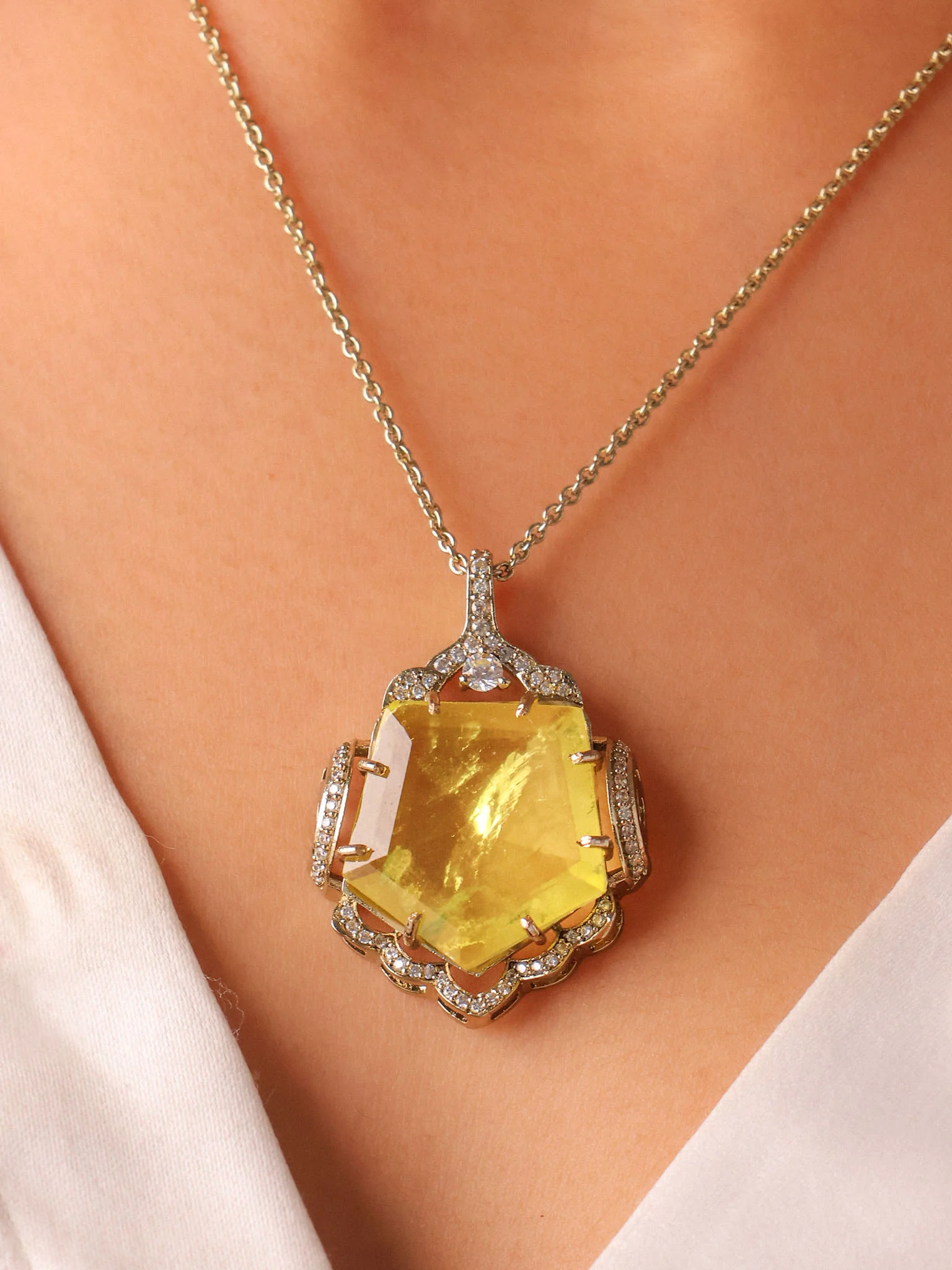 Saanvi Pendant Set - Image 2