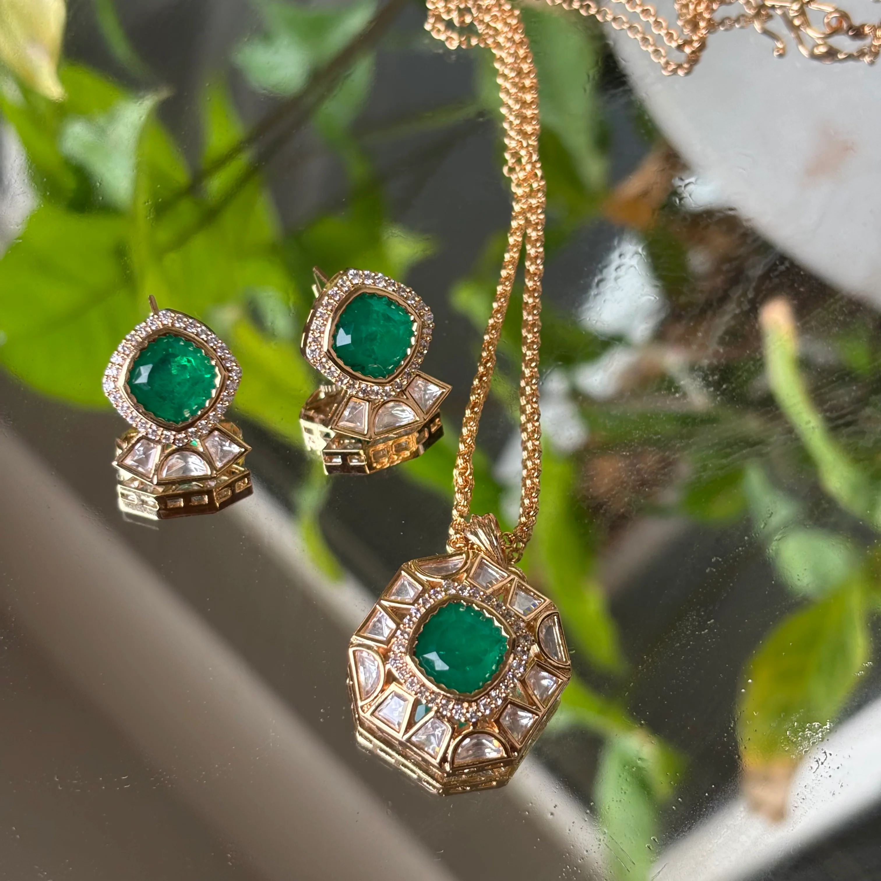 Deepika Statement Pendant set - Image 2