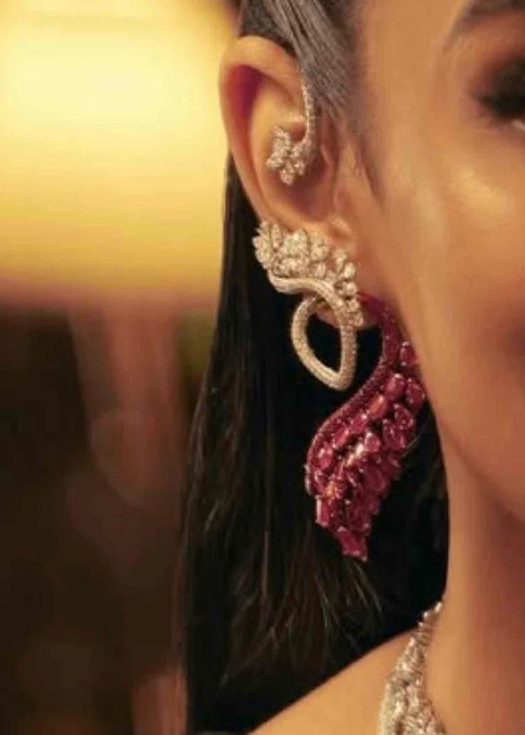 Designer Luxe Statement EarCuff - Image 2