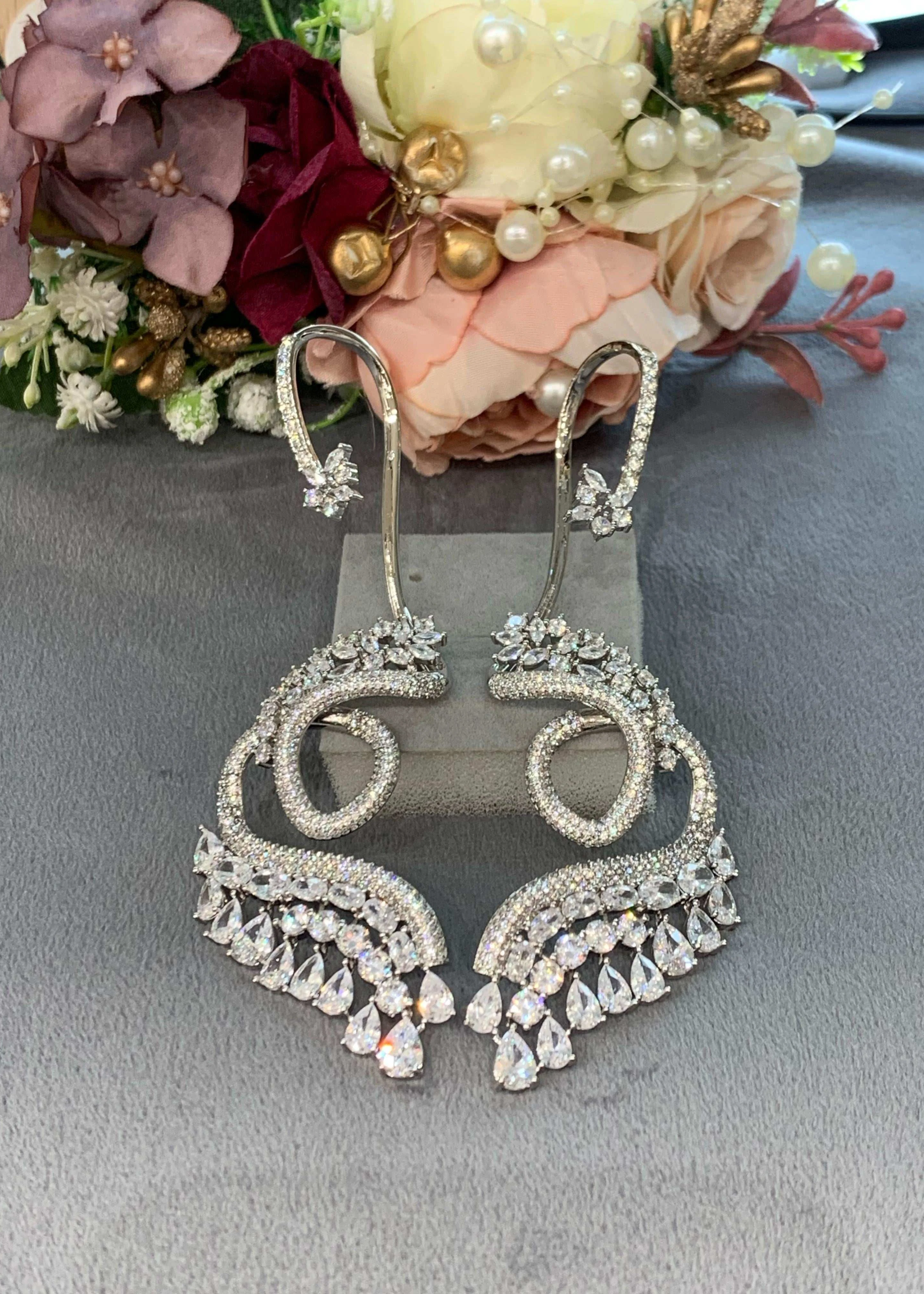Designer Luxe Statement EarCuff - Image 3