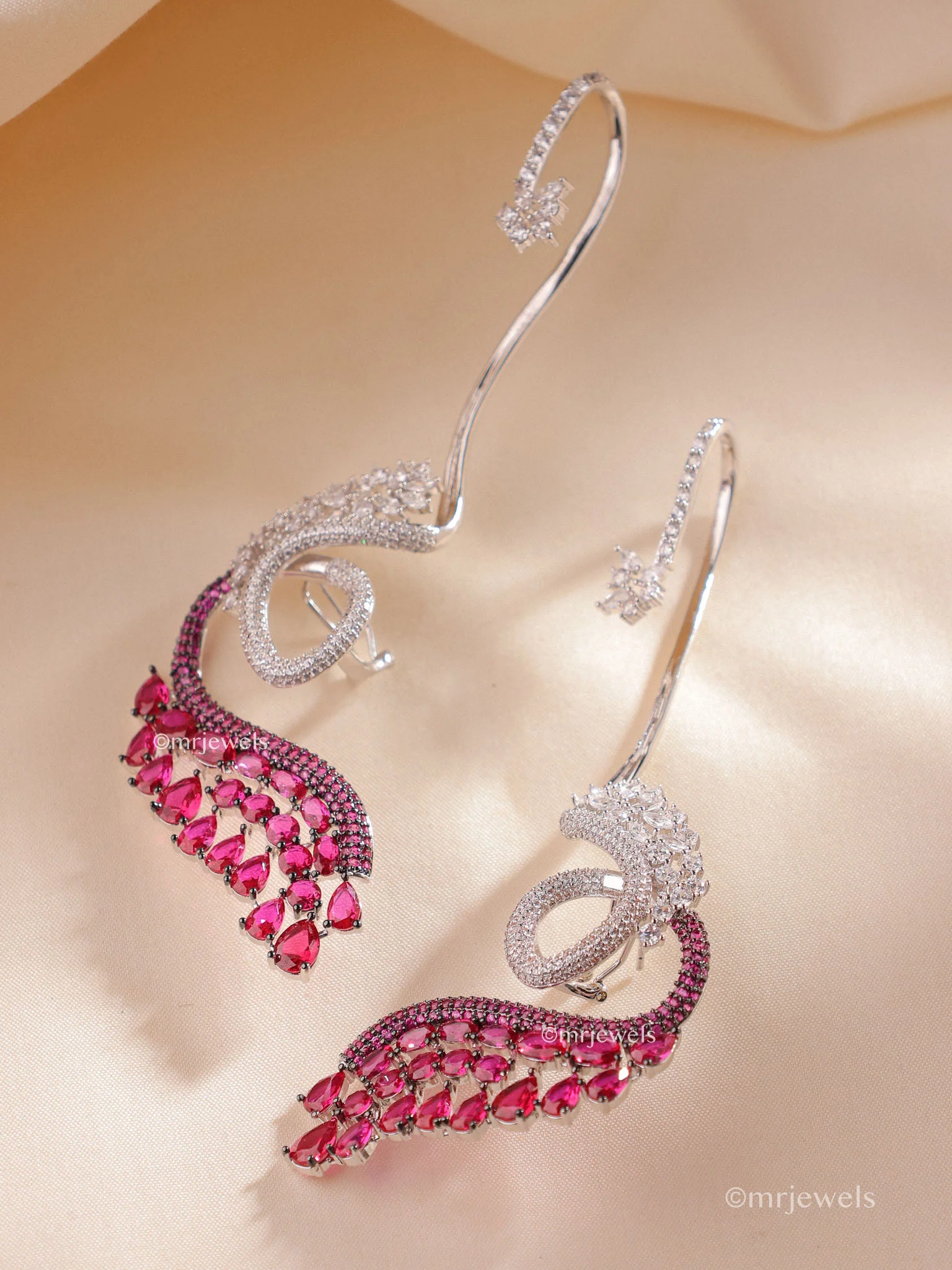 Designer Luxe Statement EarCuff - Image 5