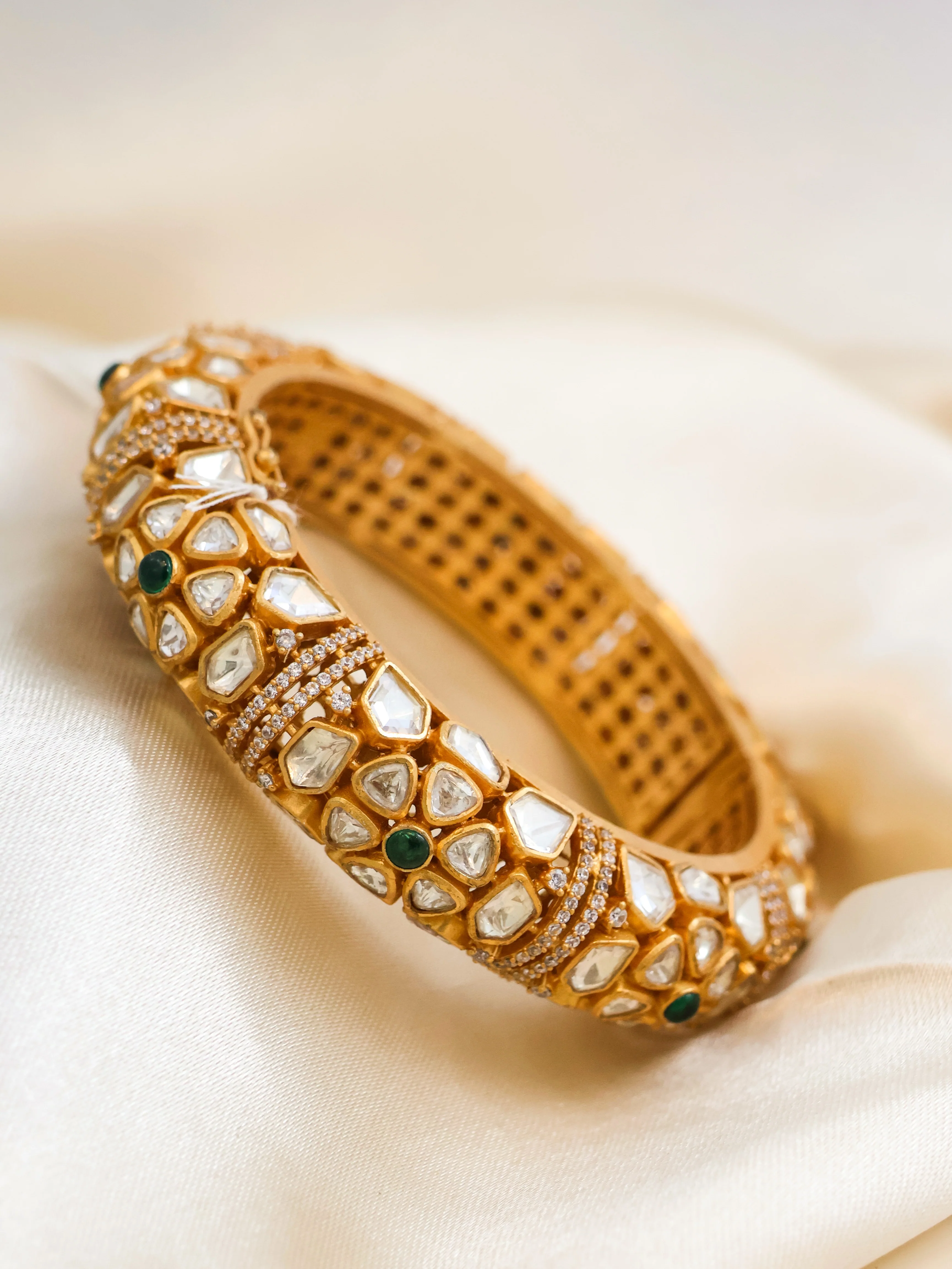 Eira Royale – Gold Moissanite Kada Openable