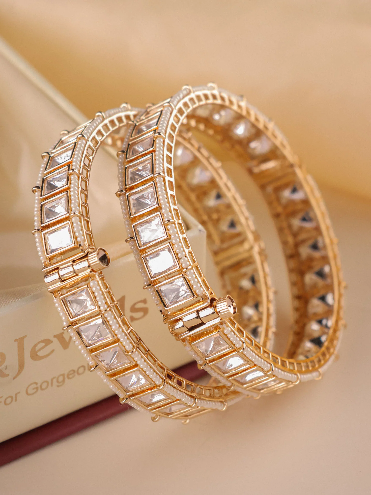 Élan Moissanite Line Bangles (Set of 2) - Image 3