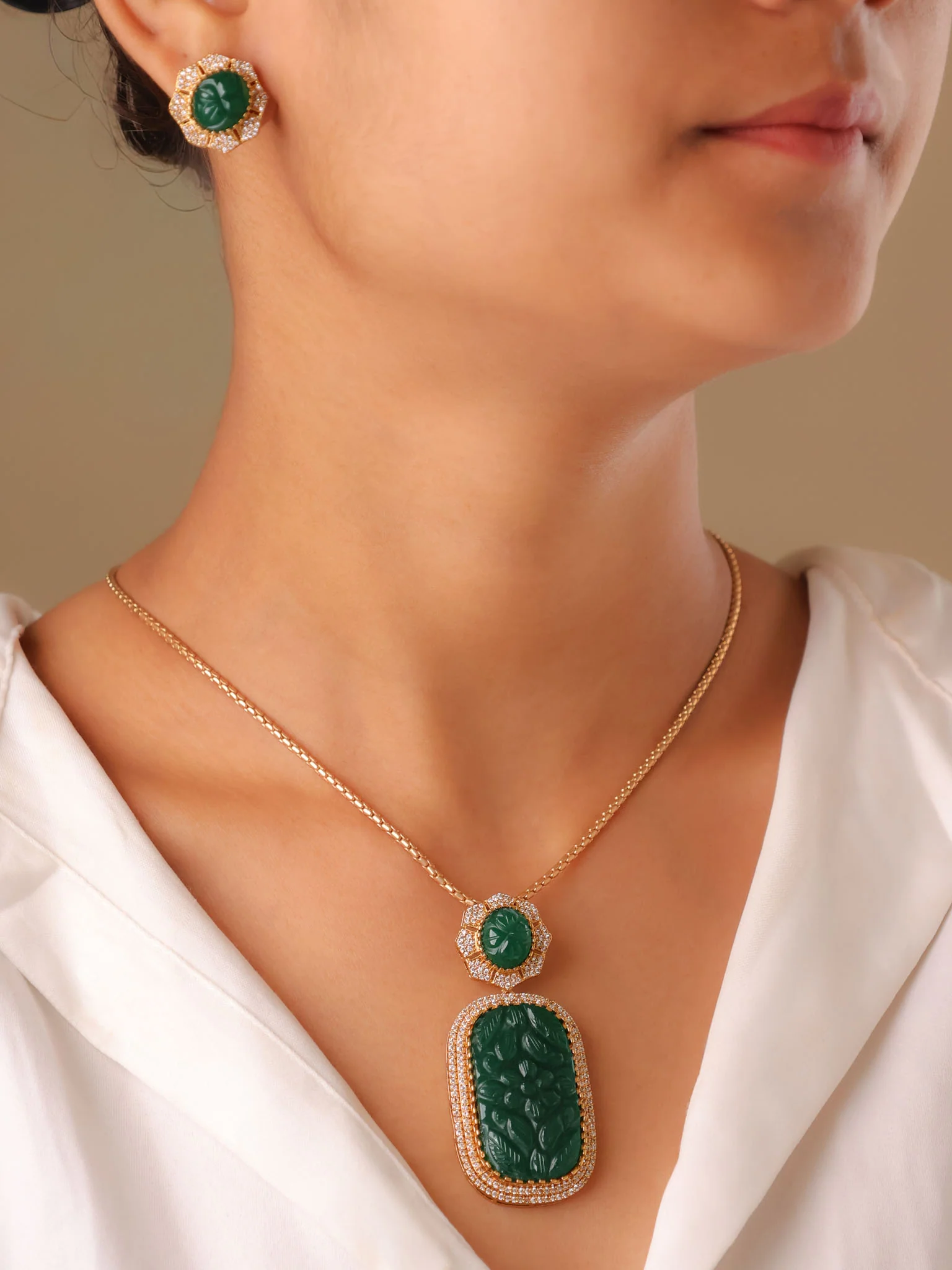 Elara Carved Stone Pendant Set