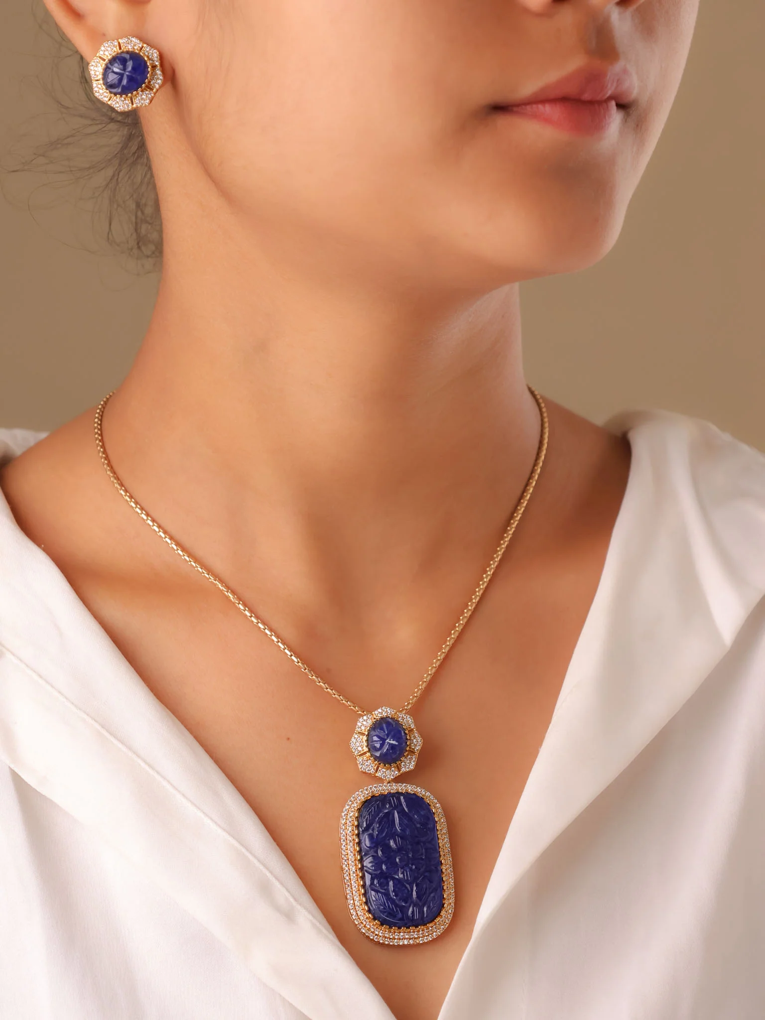 Elara Carved Stone Pendant Set - Image 3