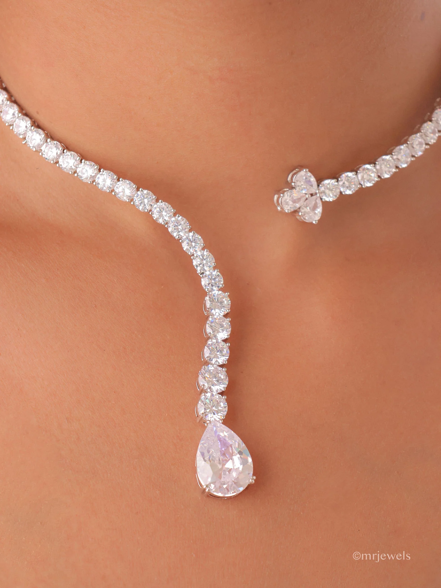 Elara Crystal Lariat Set - Image 2