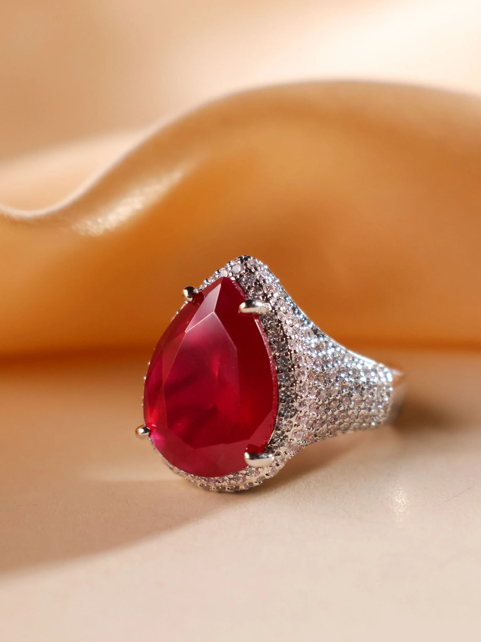 Elara Statement Ring - Image 3