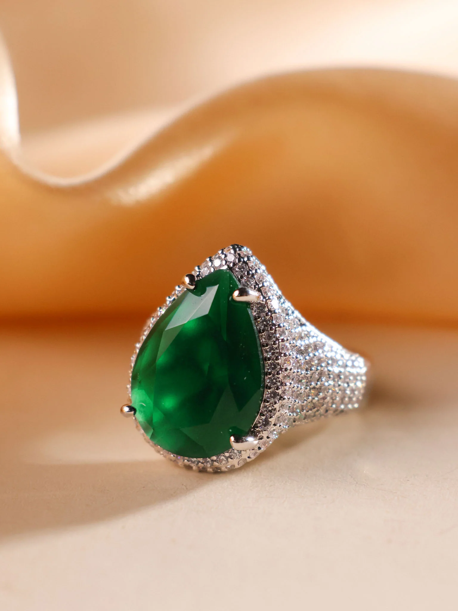 Elara Statement Ring - Image 7