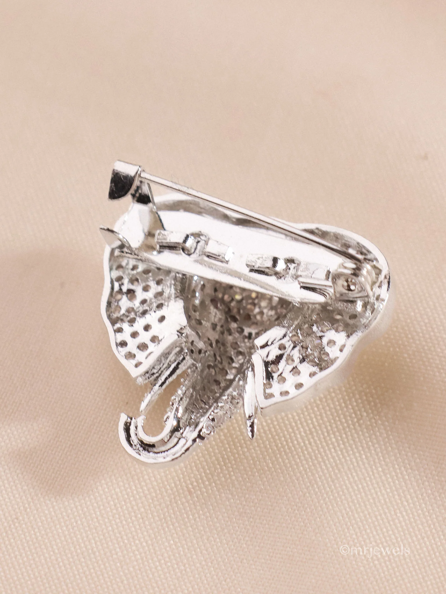 Elephant Collar Brooch - Image 5