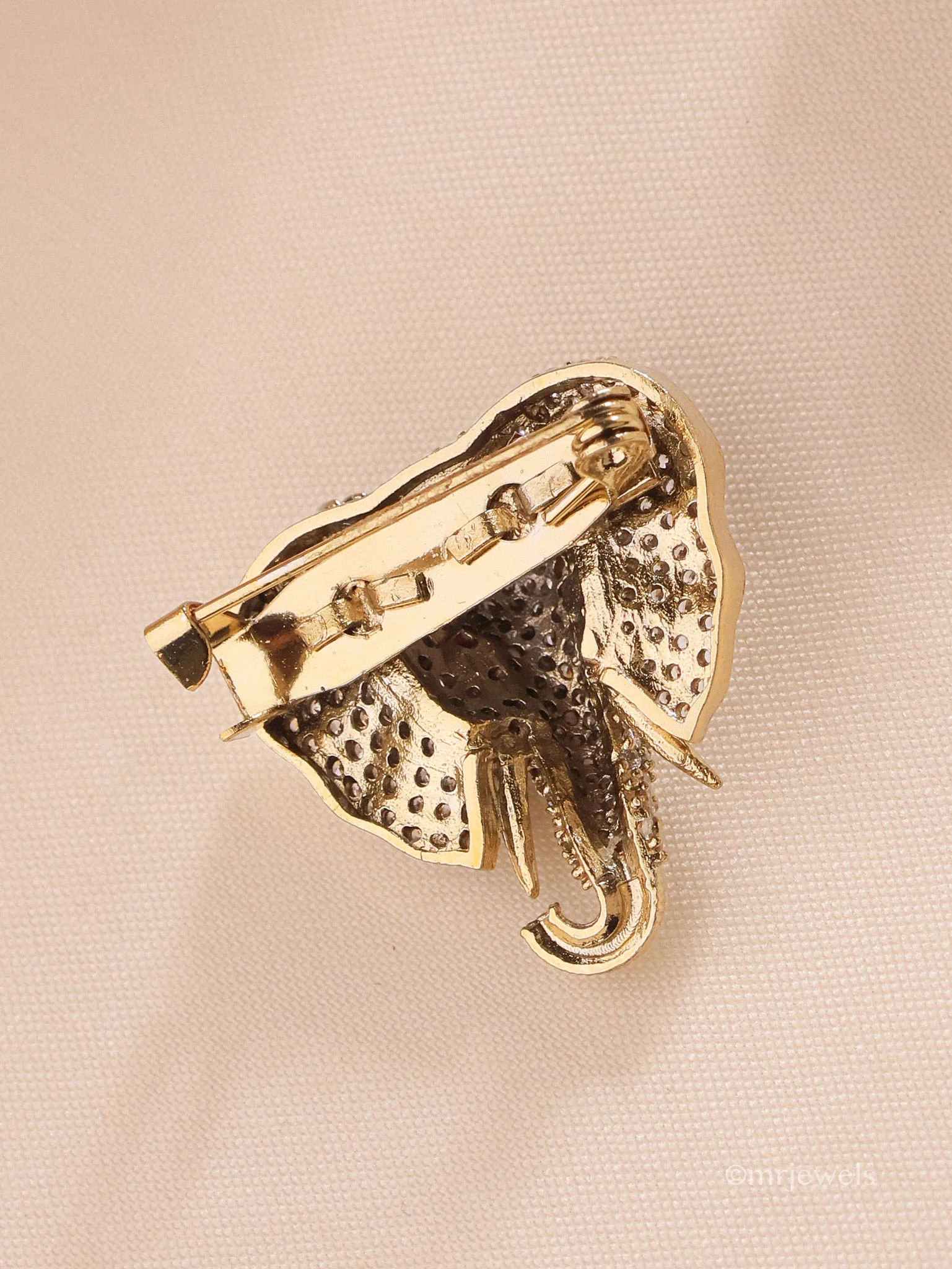 Elephant Collar Brooch - Image 8