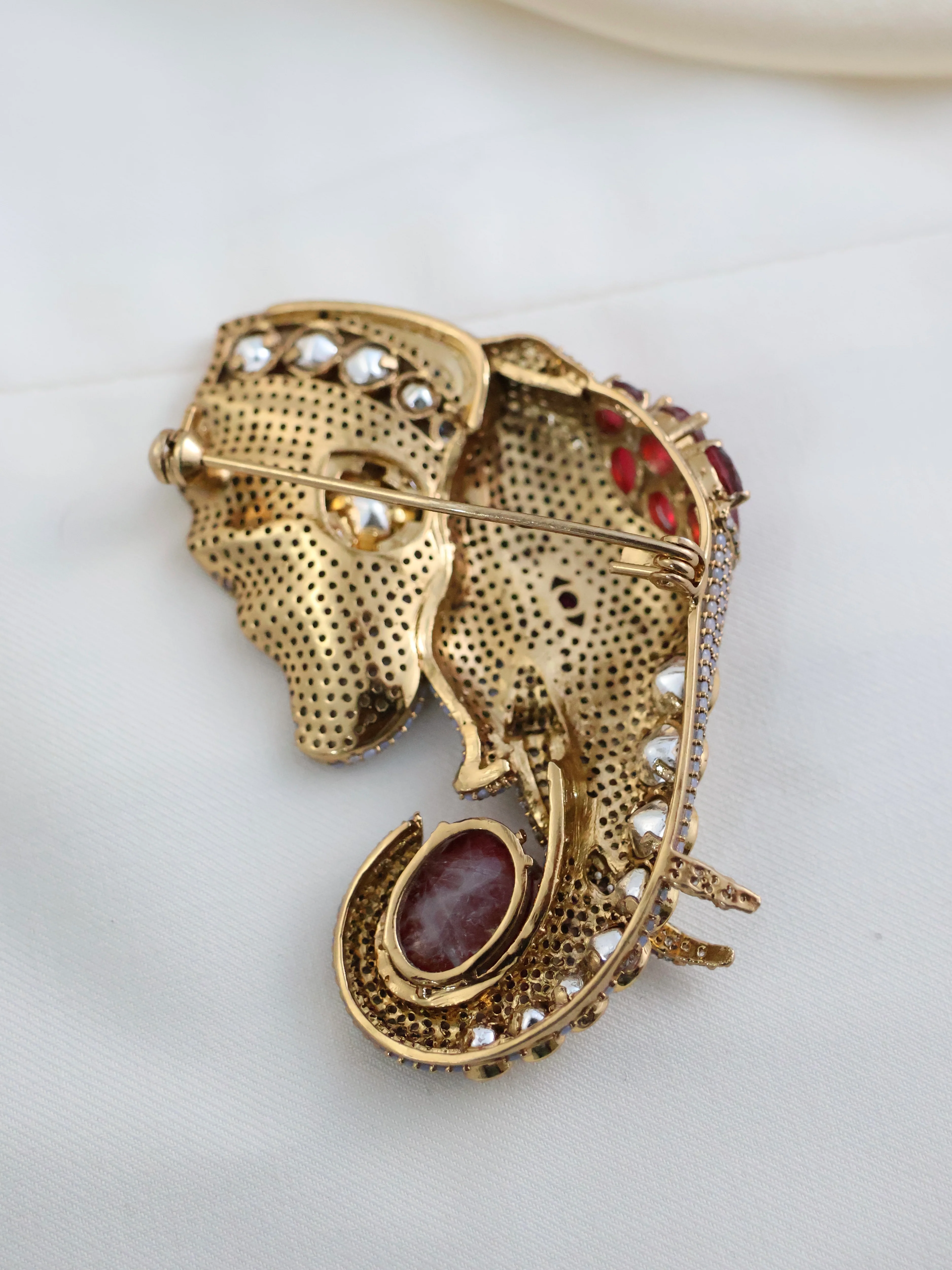 Elephant Statement Brooch – Handcrafted Luxury - Image 7