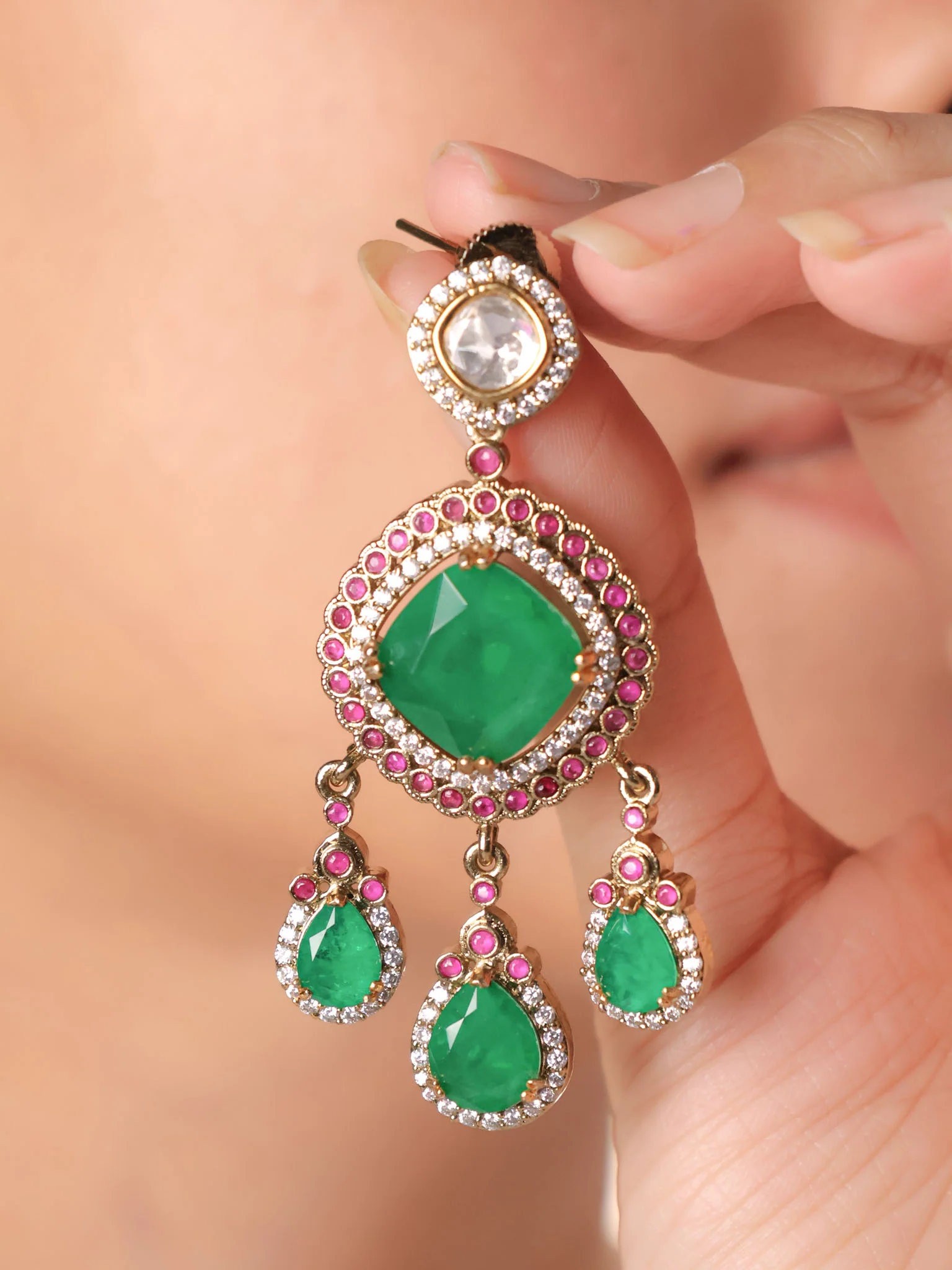 Emerald Dewdrop Polki Fringe Choker Set - Image 3
