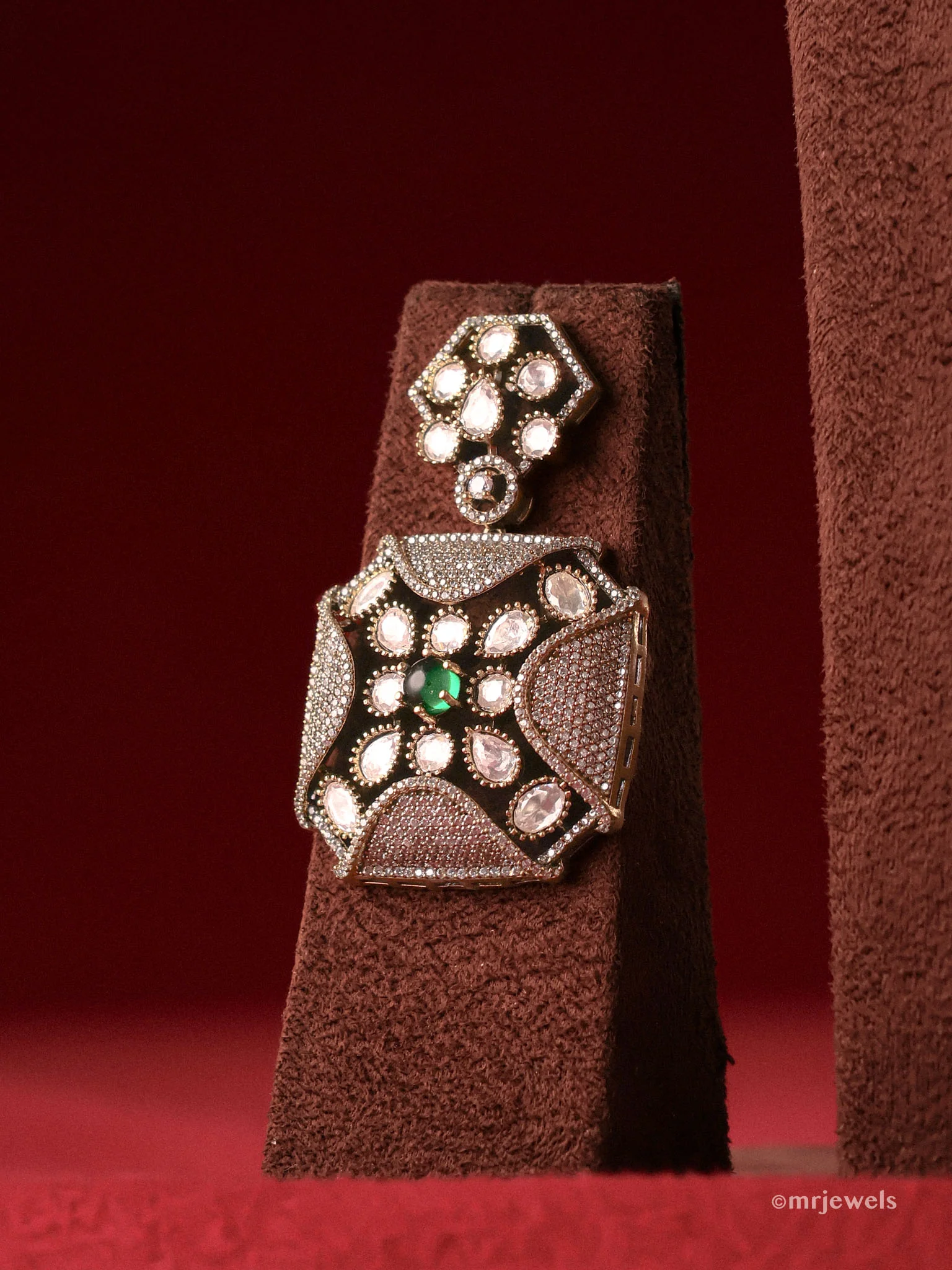 Sophia Pendant with Bold Earrings - Image 3