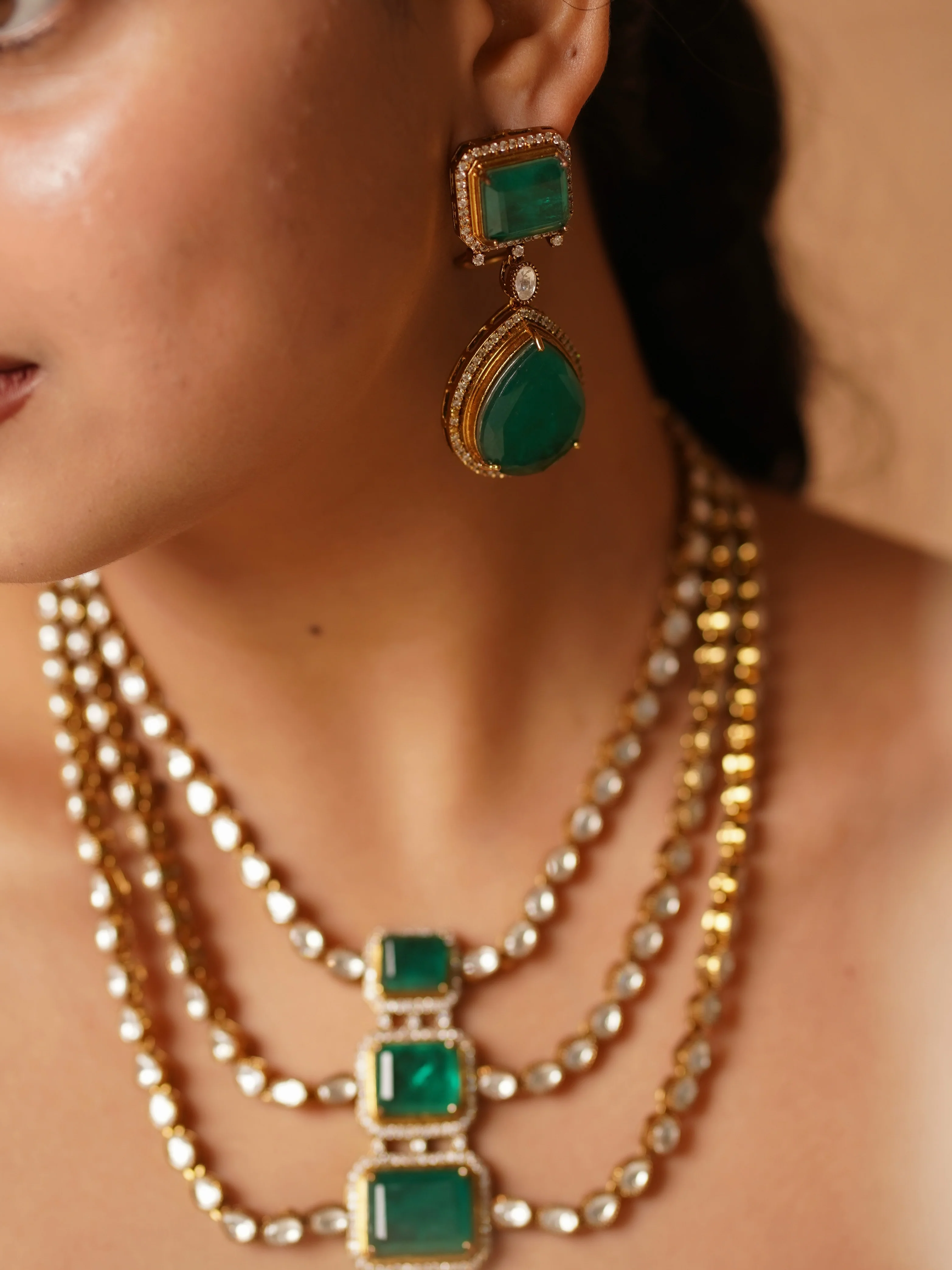 Emerald Green Victorian Necklace Set - Image 3