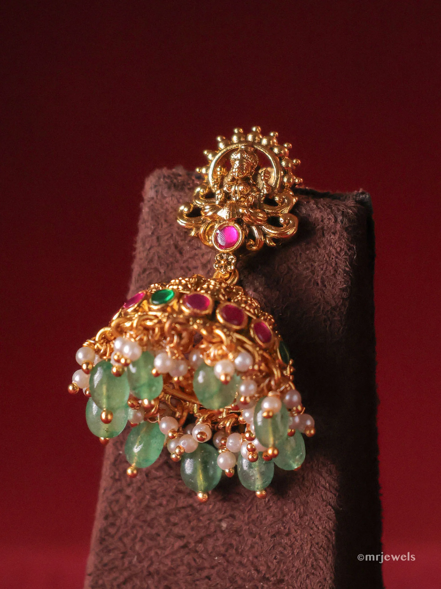 Emerald Lakshmi Temple Jewellery Set (with Earrings) - Image 3