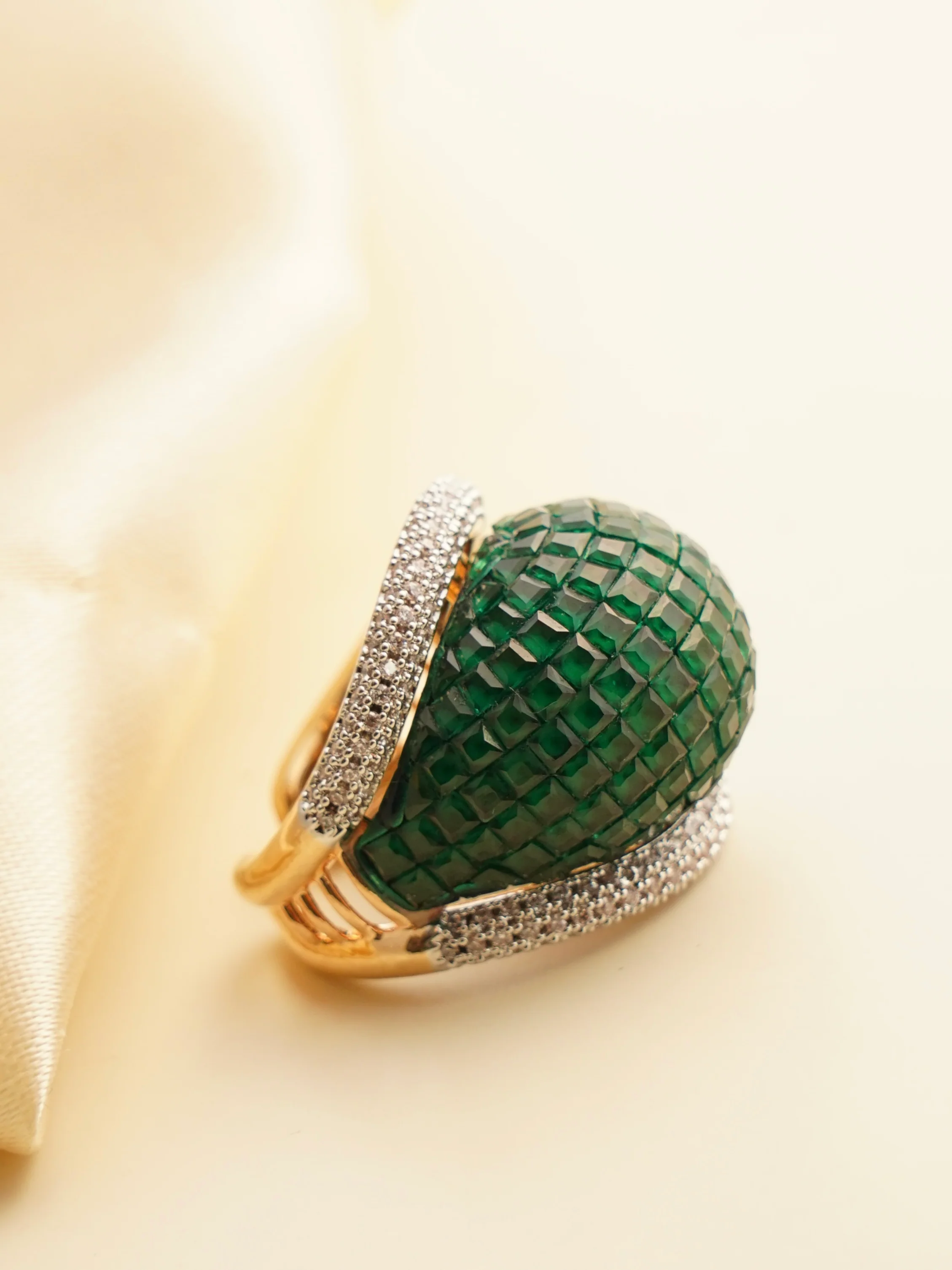 Emerald Majesty Statement Ring