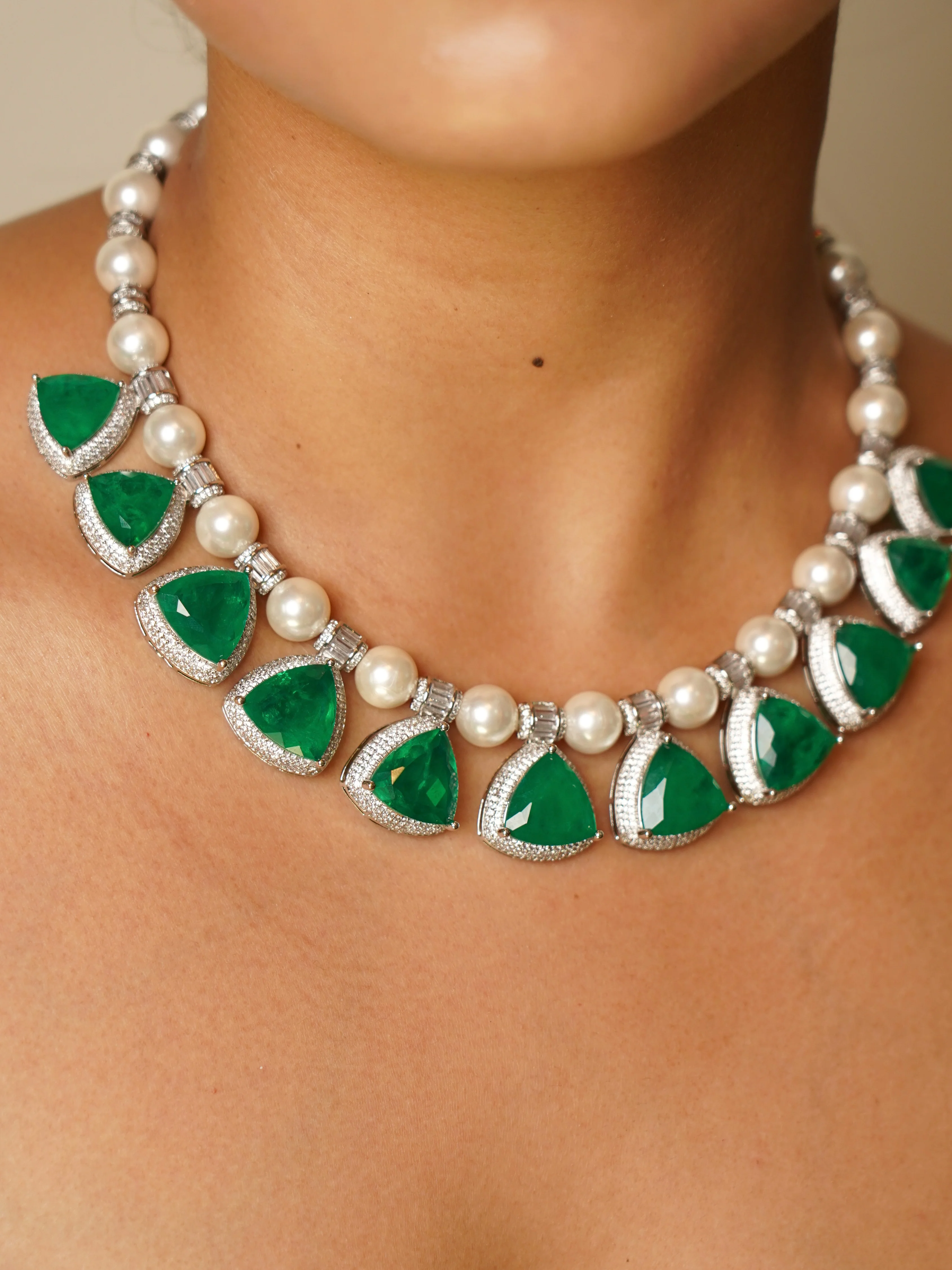 Pearl Emerald Designer Necklace Set - Image 3