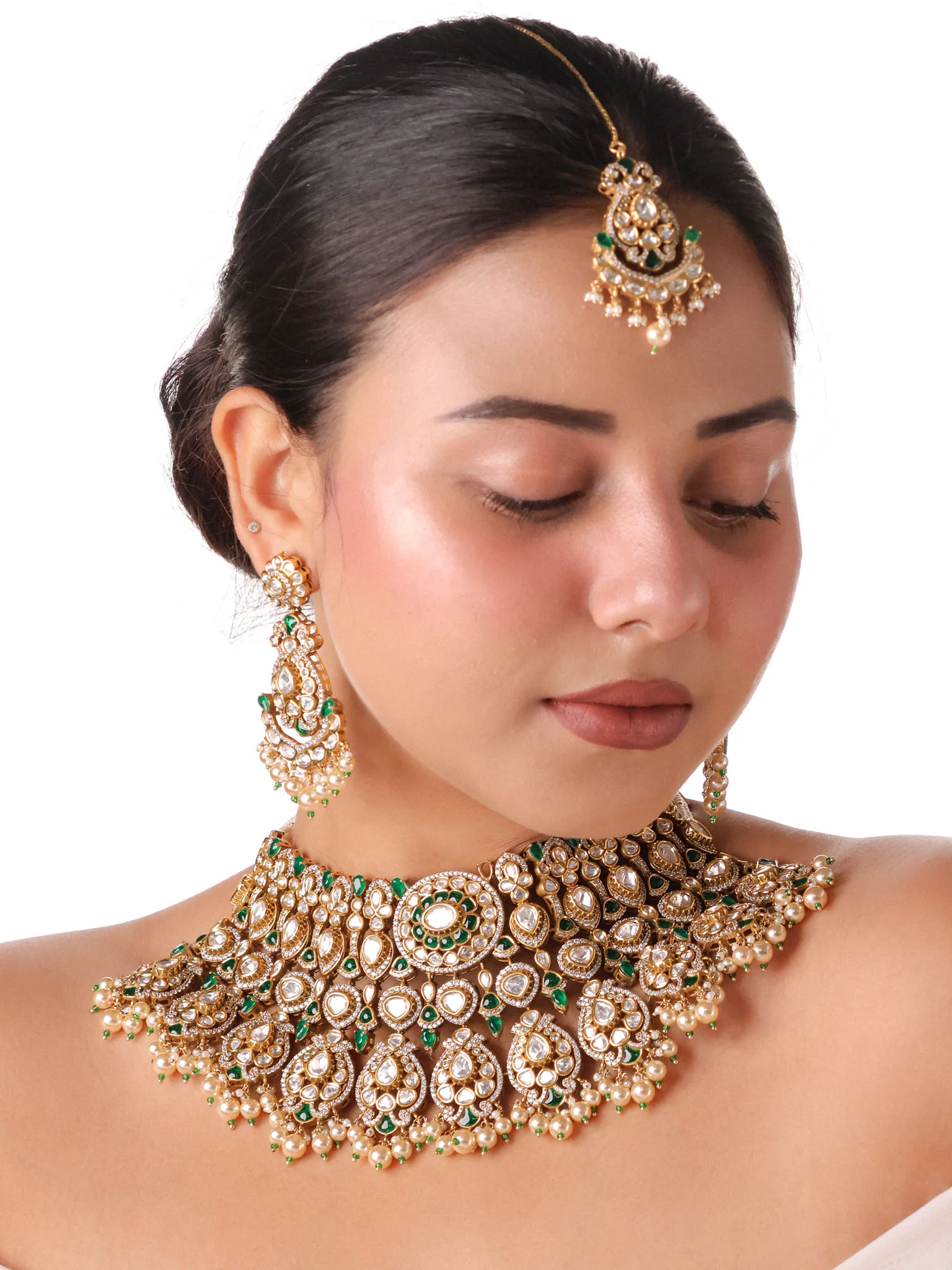 Emerald Rajwada Polki Bridal Set