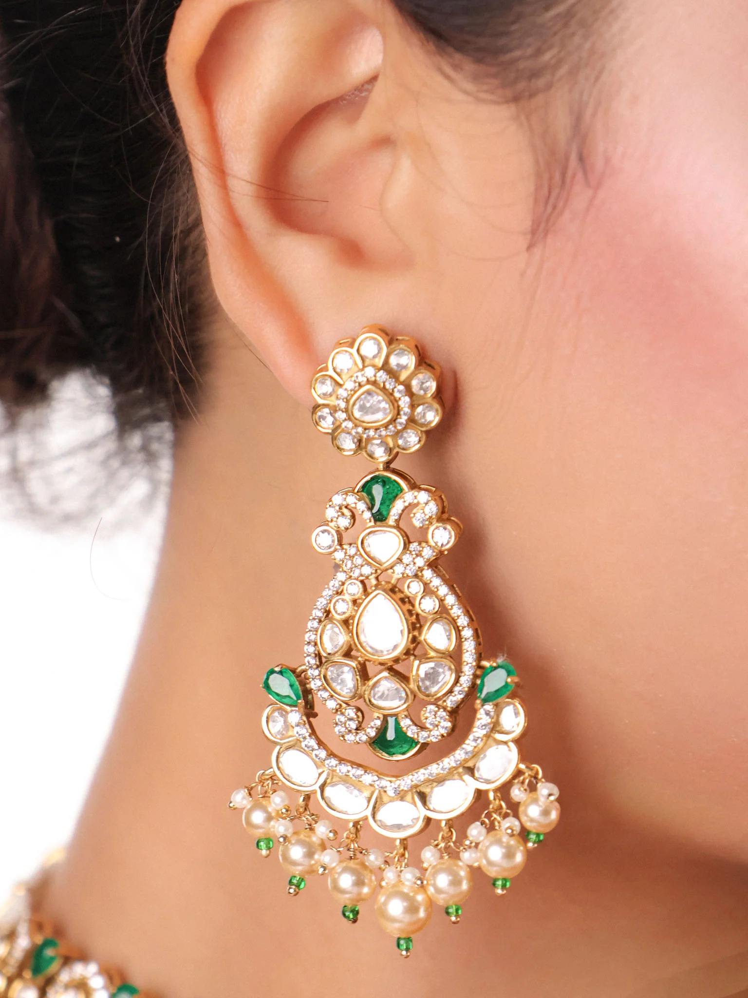Emerald Rajwada Polki Bridal Set - Image 3
