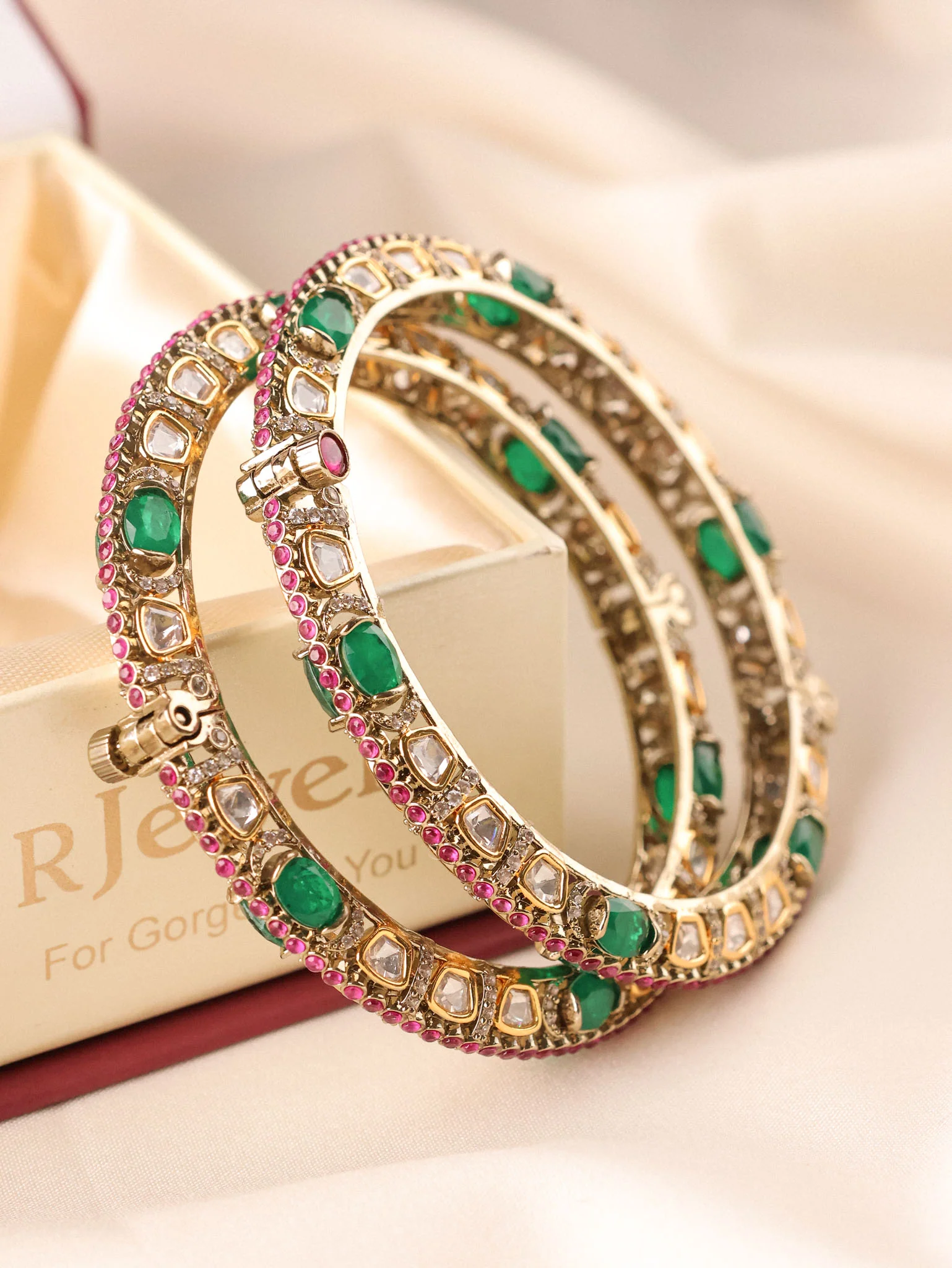 Emerald Riwaayat Polki Bangles